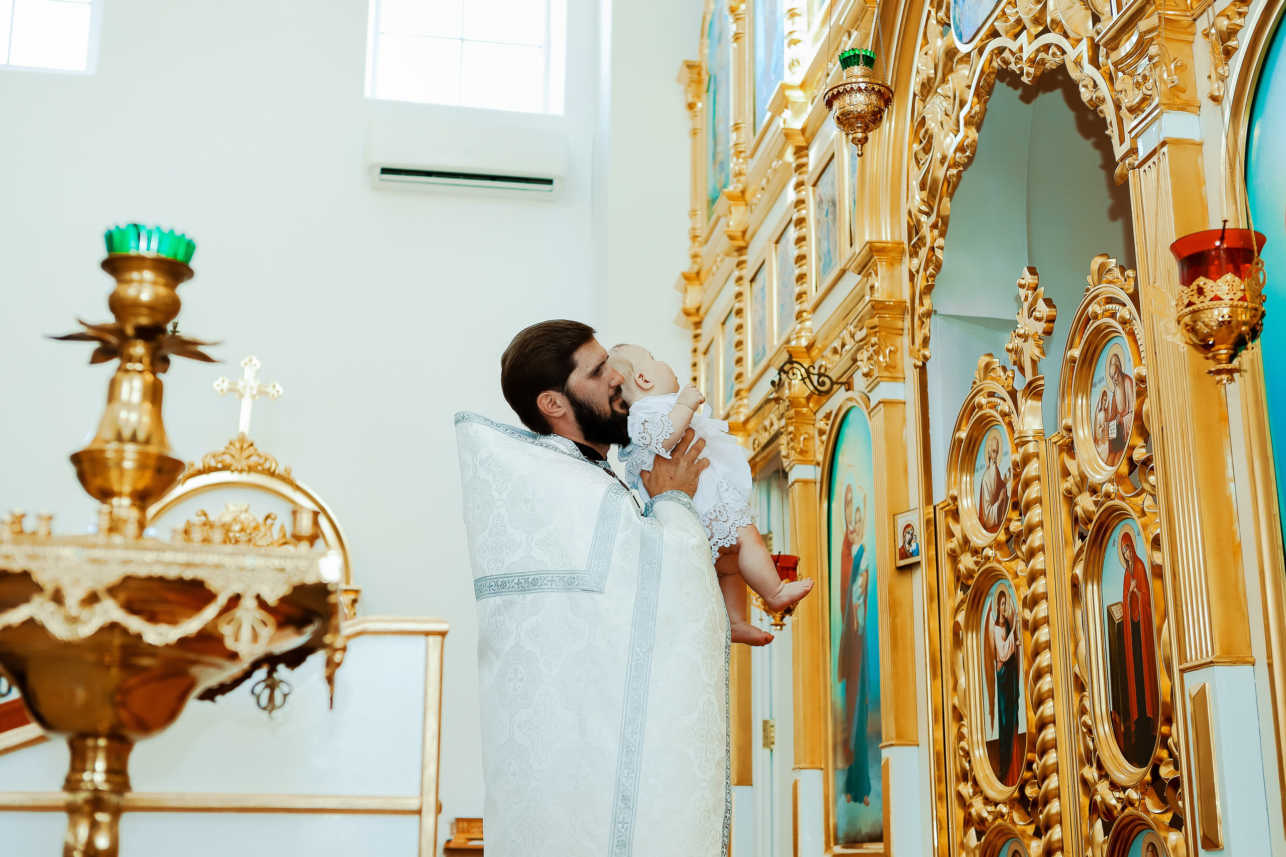 Таинство Крещения Отца и Дочери. Свадебный фотограф Евгения Фролова г. Каменск-Шахтинский, Донецк, Ростов