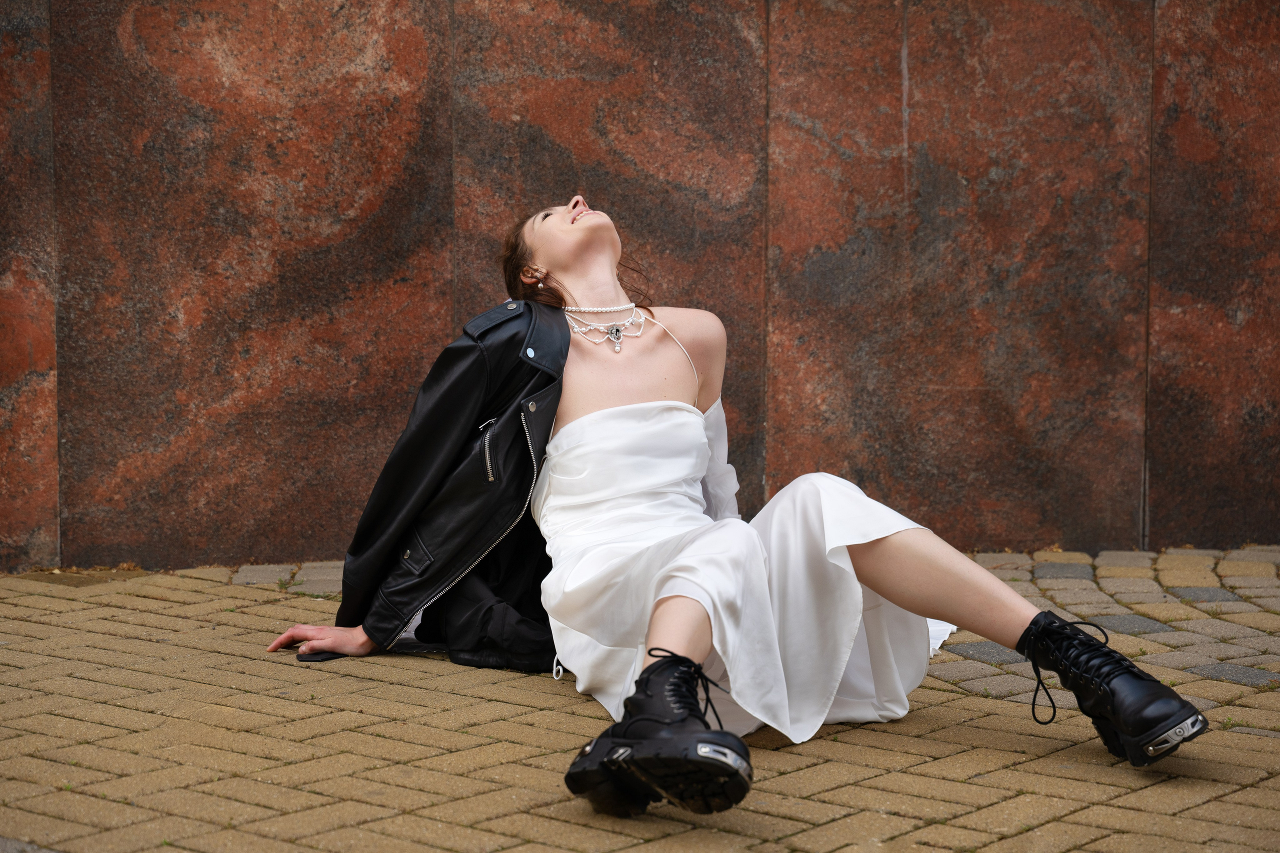 СБЕЖАВШАЯ НЕВЕСТА (история в каждом кадре). Главная