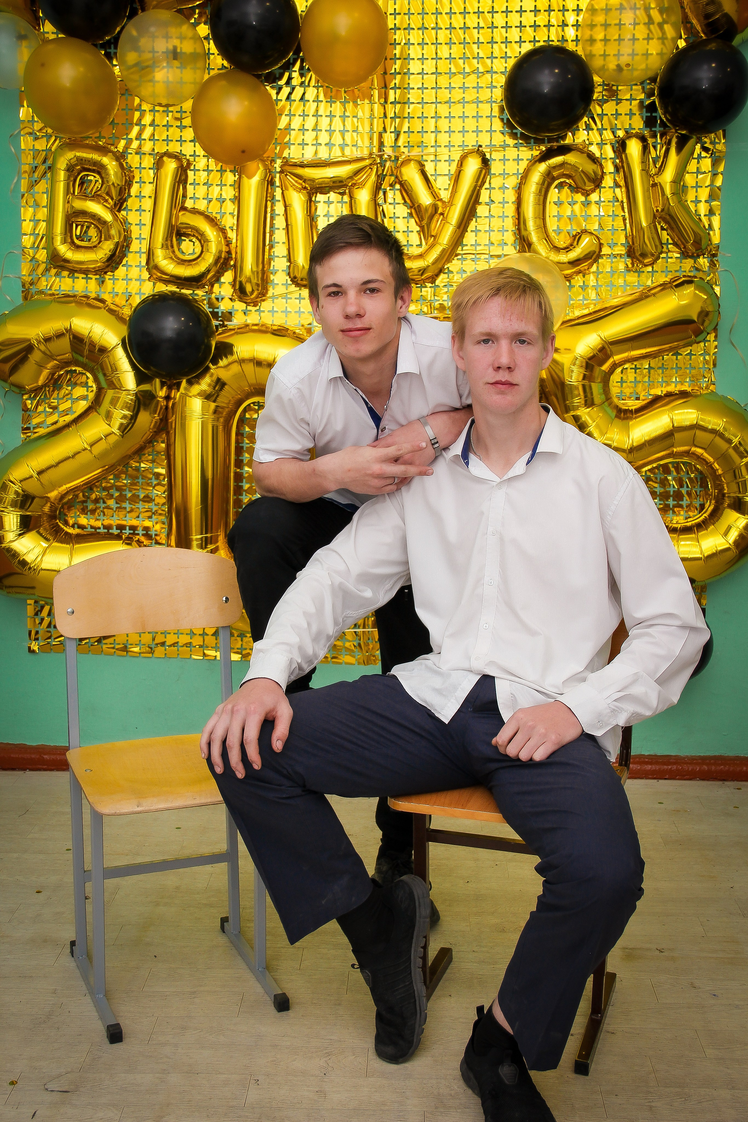 9-11 классы СЪЁМКИ ВЫПУСКНЫХ И ПОСЛЕДНИХ ЗВОНКОВ. Выпускные альбомы для школ и Детских садов в Барнауле /Выпускные/Свадебные/Детские/Семейные и др. виды съёмок /Фотограф Вера Валейко