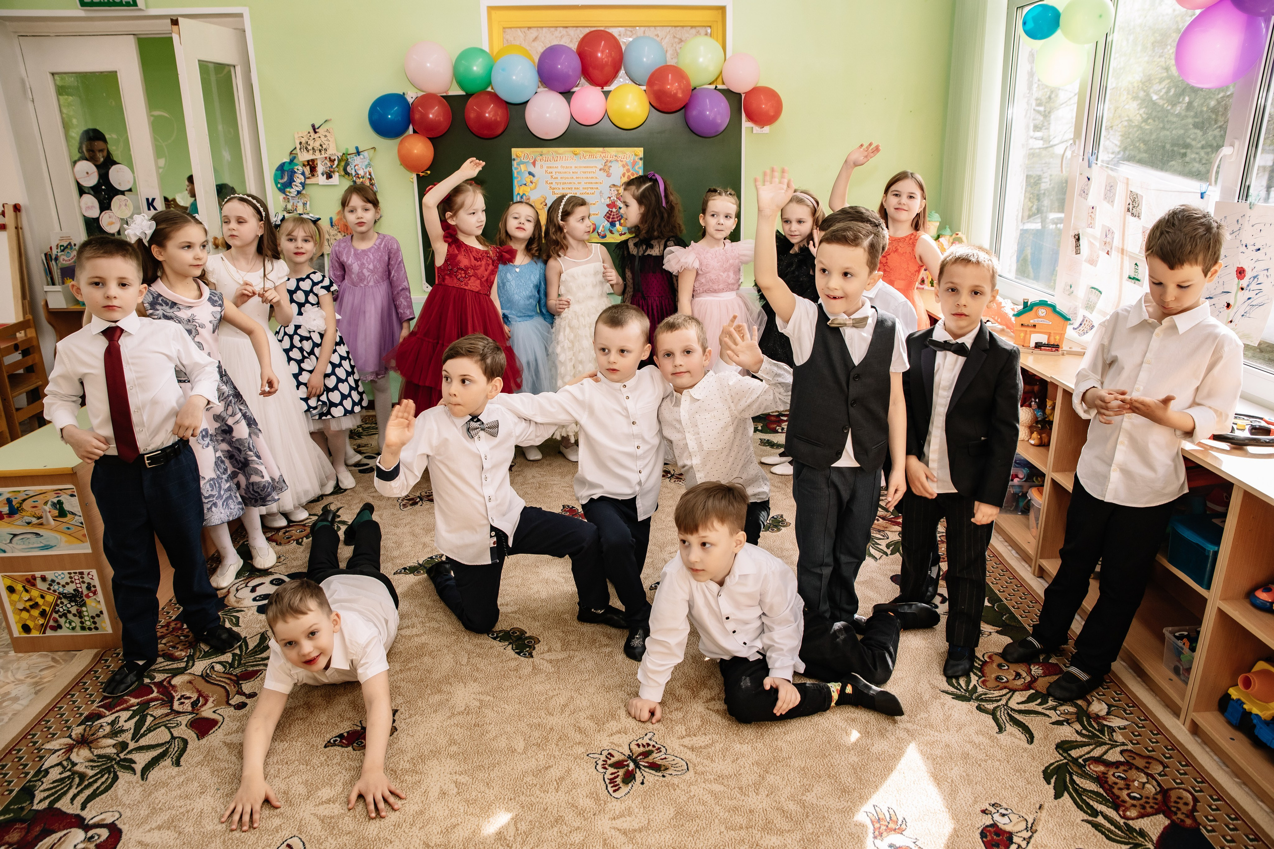 Группа «Сказка» ДС 69 Выпускной 2024. Фотограф в Москве Яна Полосина