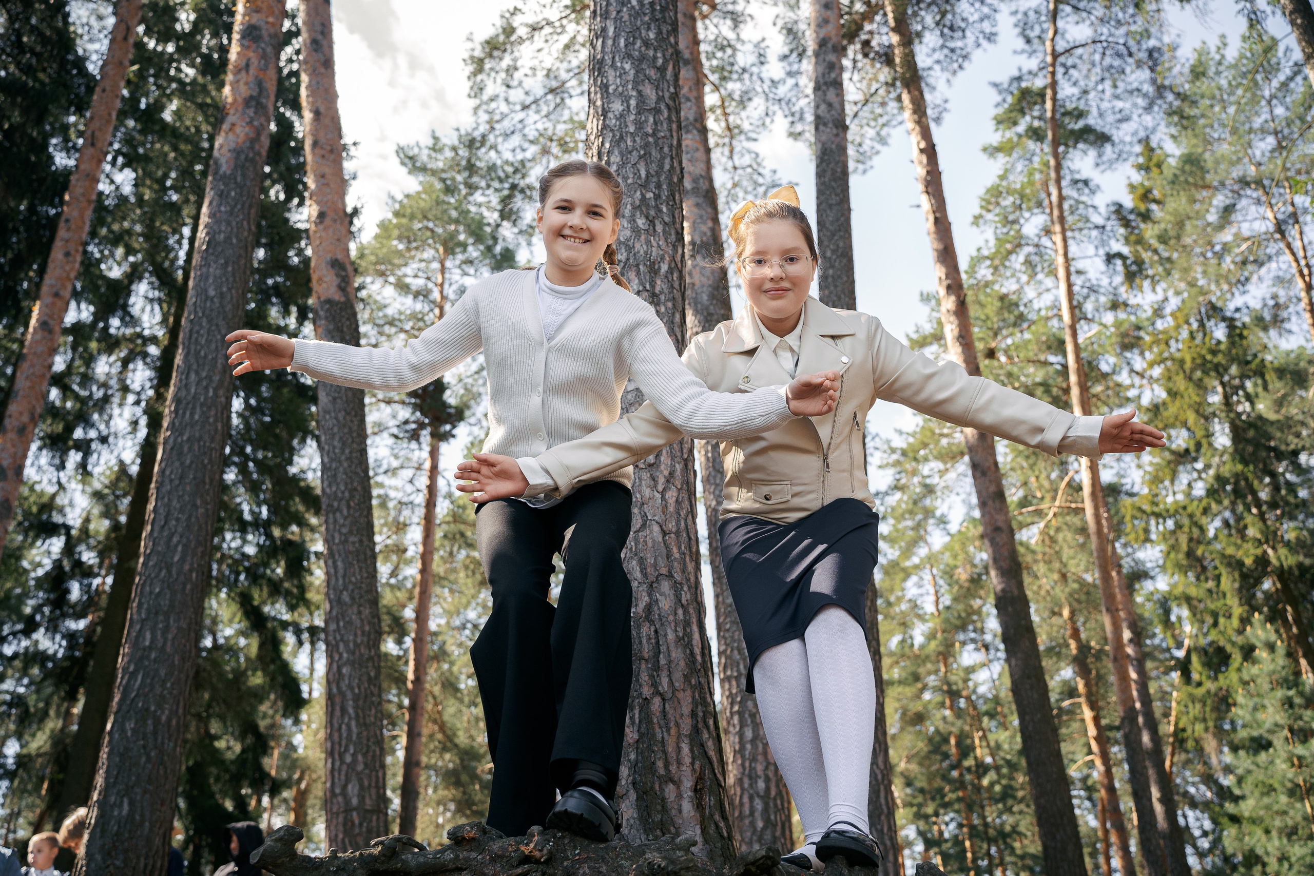 Прогулки в школьном дворе. Фотограф Казакова Анастасия