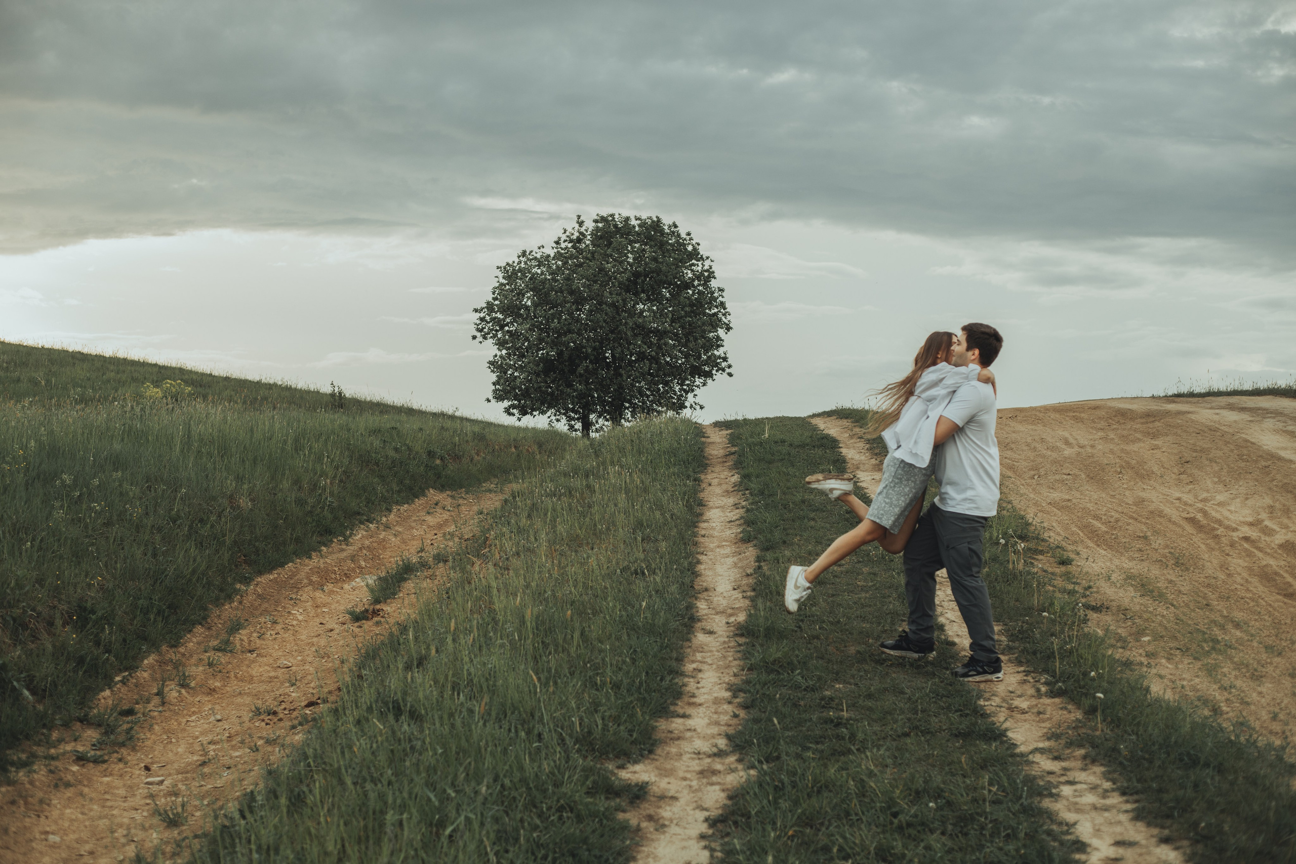 Любовь в поле. Главная