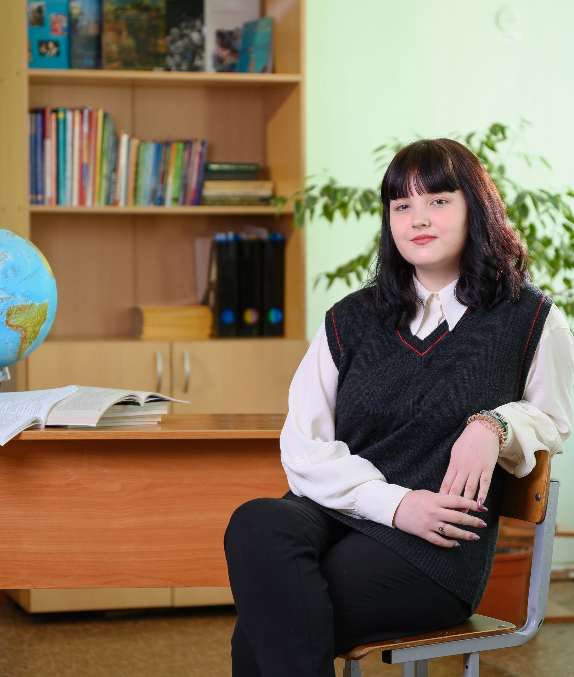 Выпускные школьные альбомы Кингисепп Сестрорецк