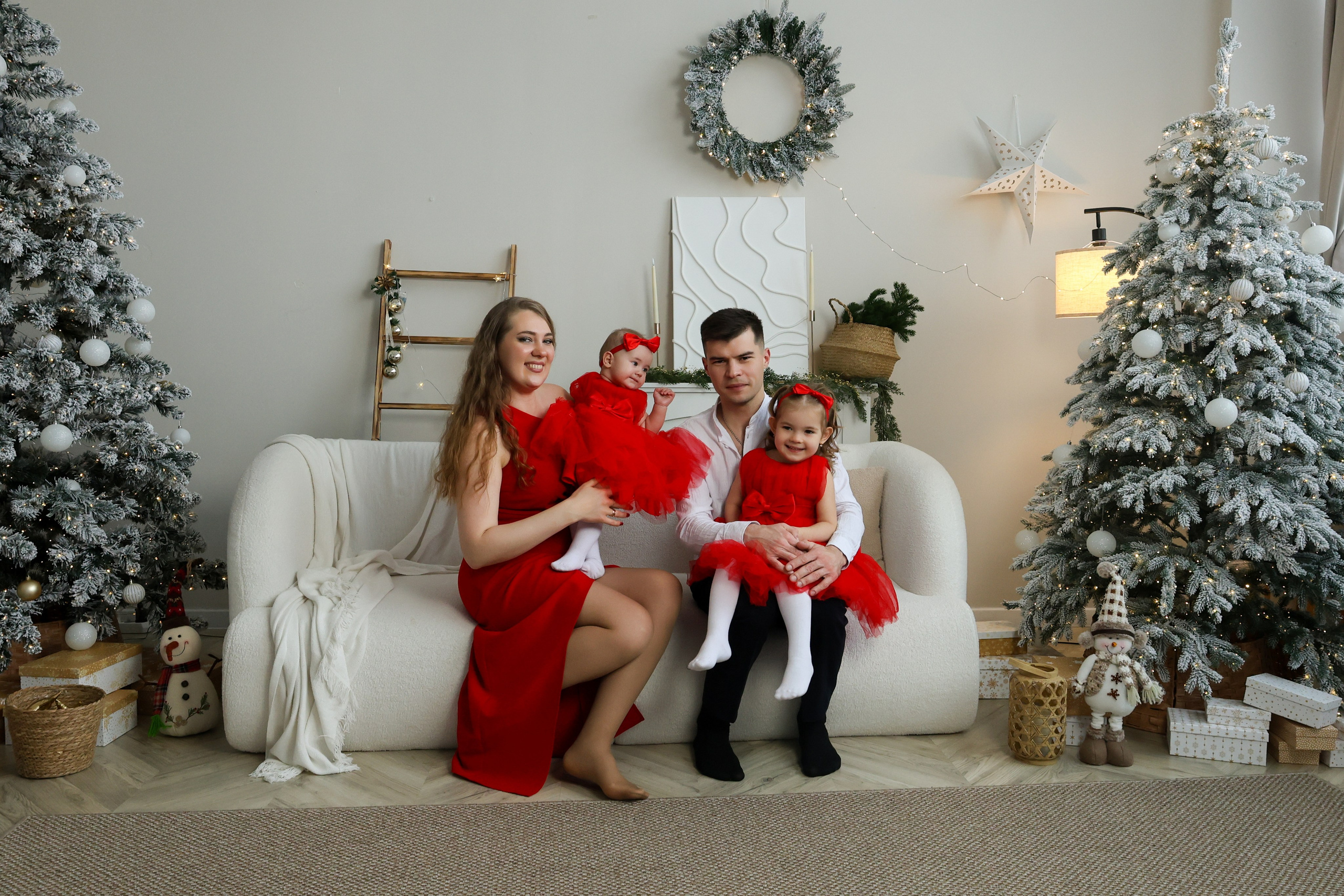 Семейная Новогодняя съёмка. Виктория, Александр, Милана и Ульяна. Tatiana Shumskaya