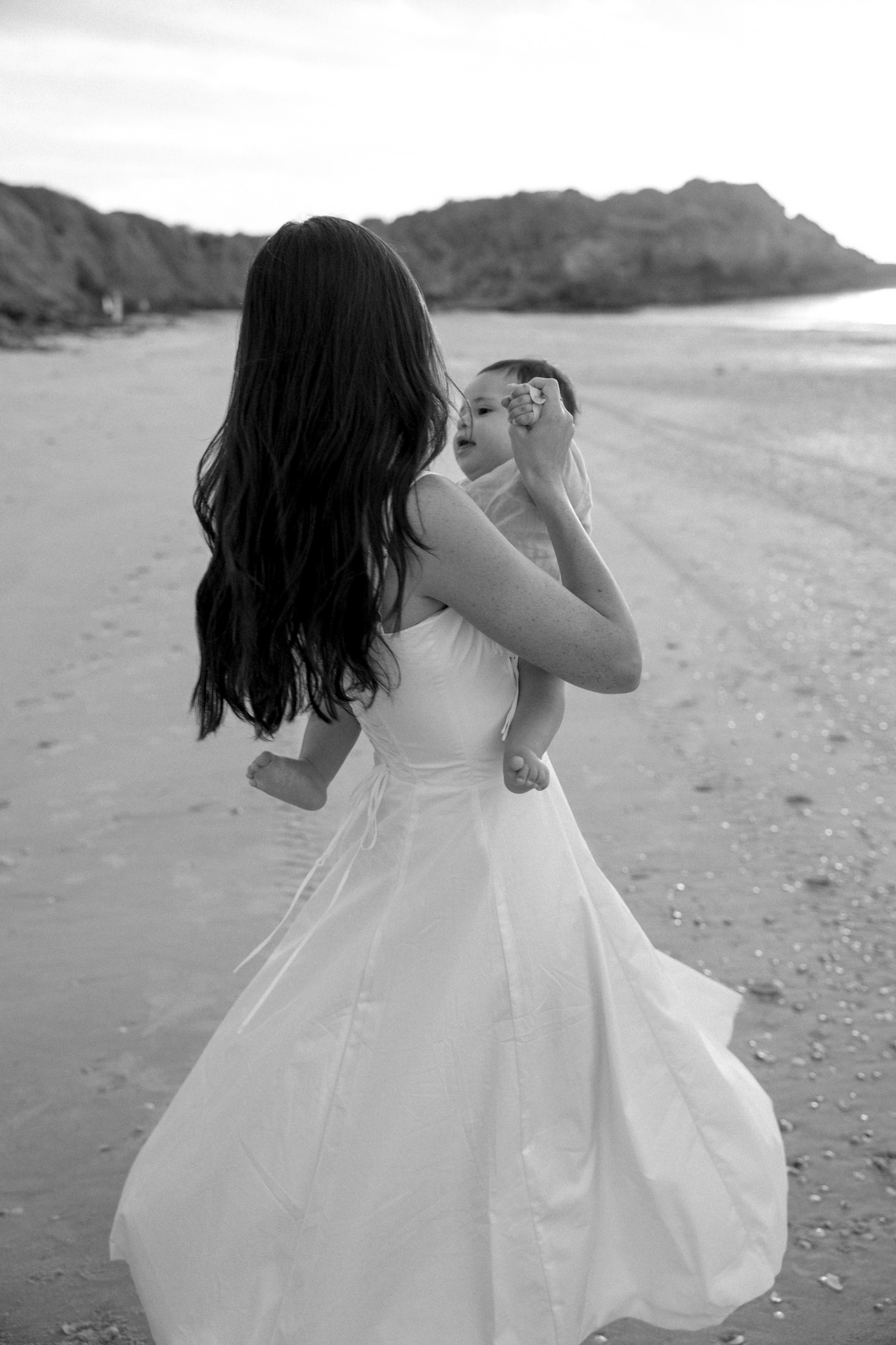 First year family photos near the sea. Главная