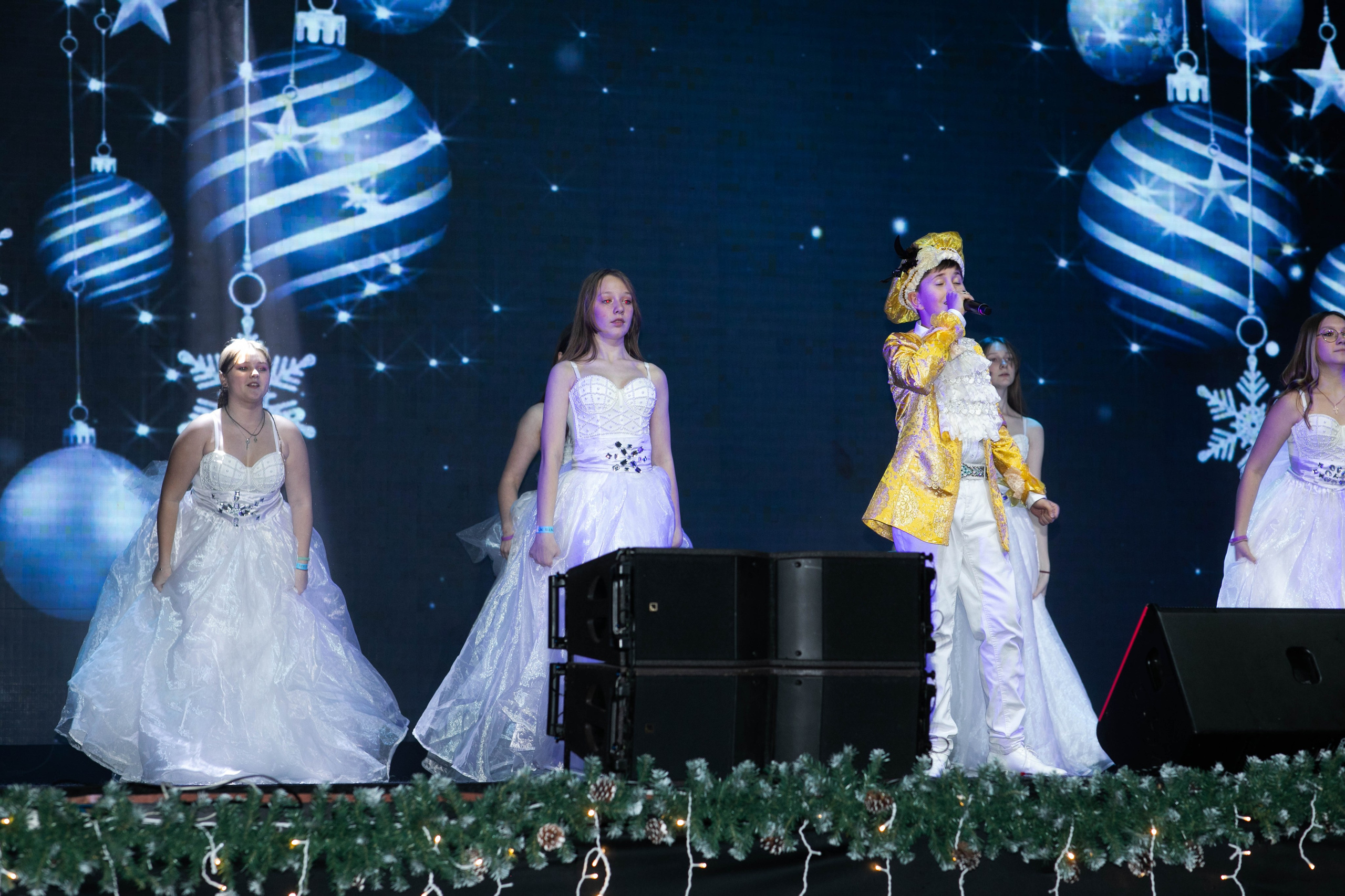 ММTV новый год 2024. Art photographer Nino