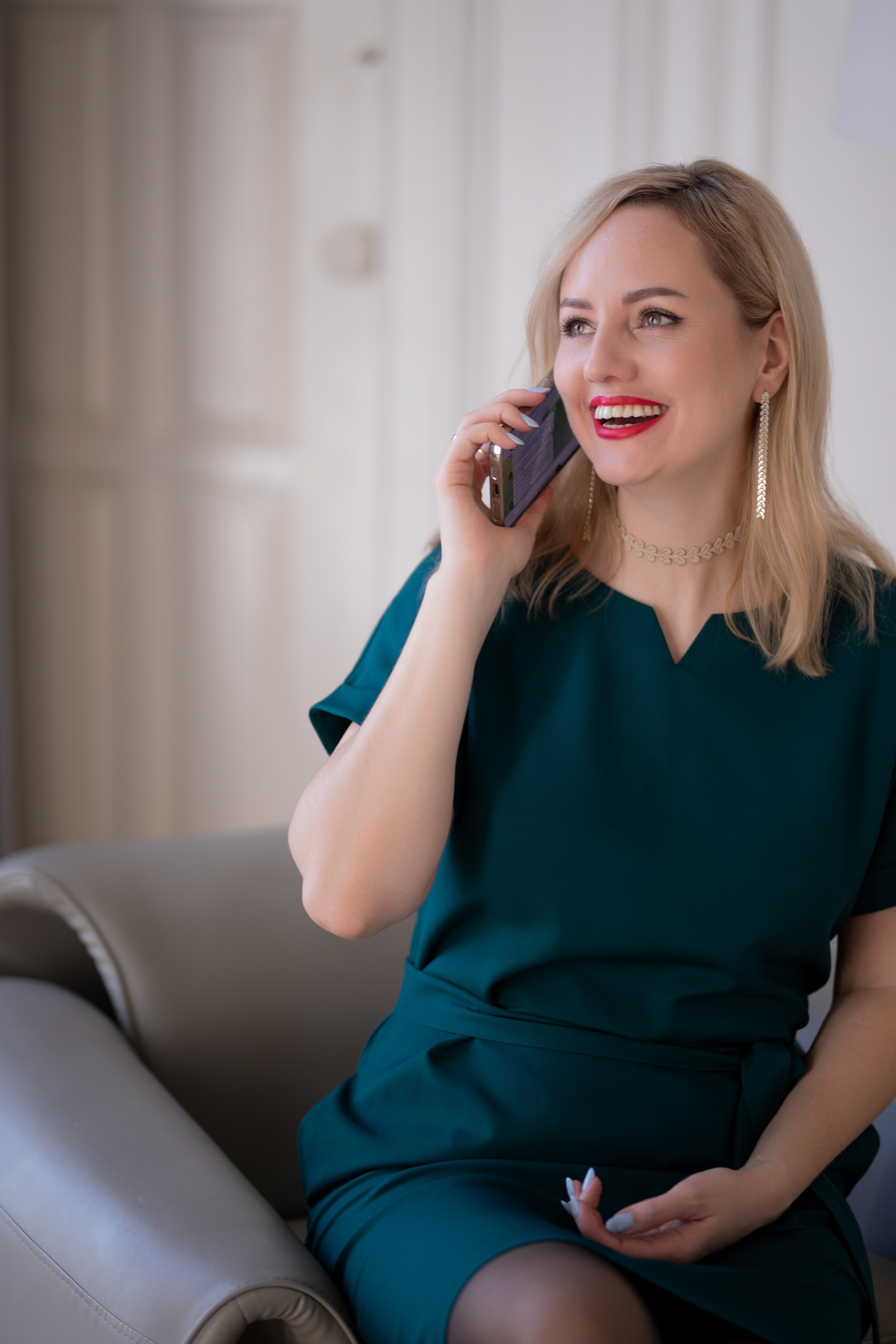 Светлана. Специалист по телеграмм ботам. Фотограф чувственного портрета в Санкт-Петербурге Светлана Фролова