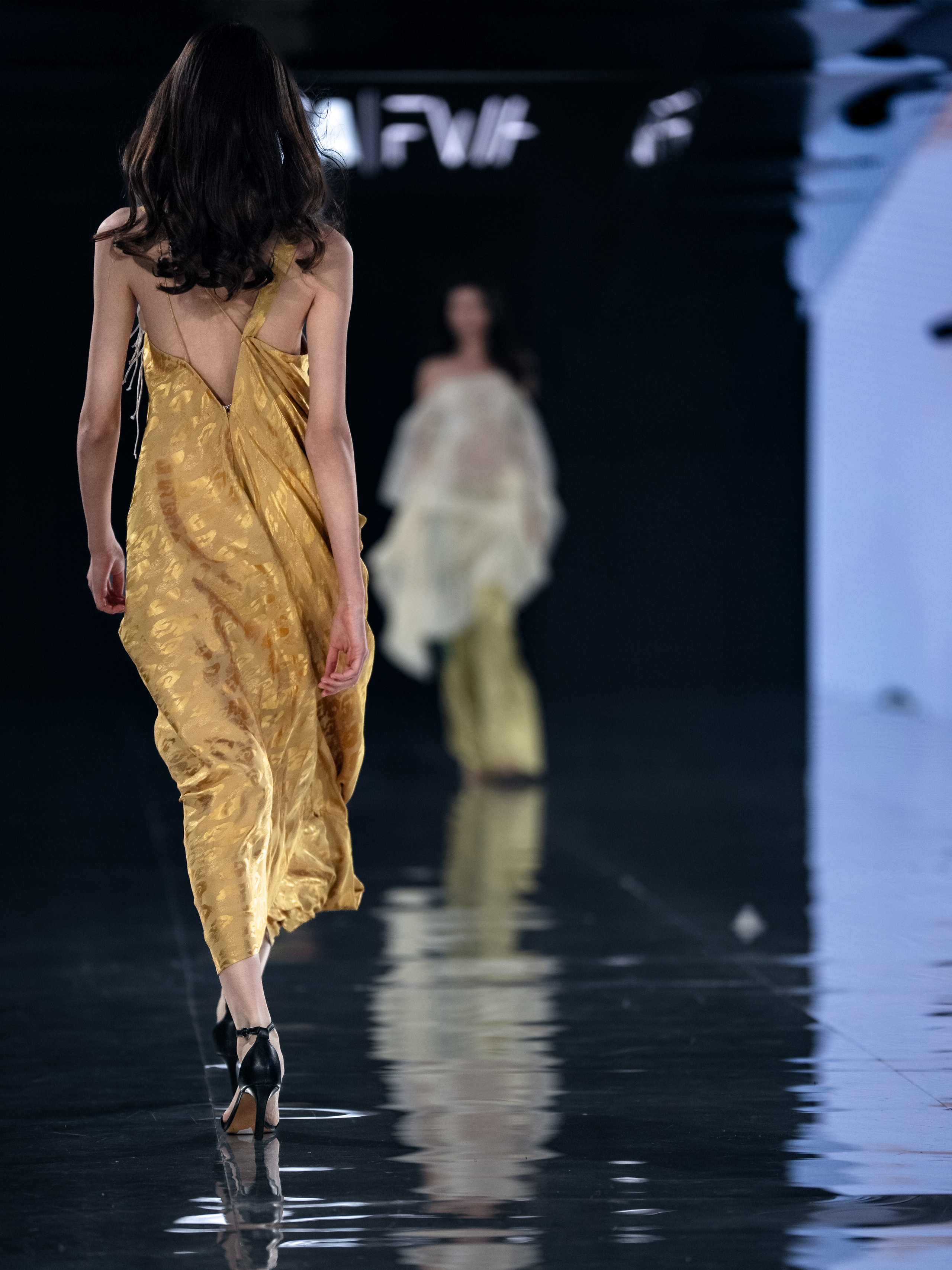 Visa Fashion Week Sako. Сайт Алматинского НЮ АРТ, будуар и фэшн фотографа Дениса Карпенко