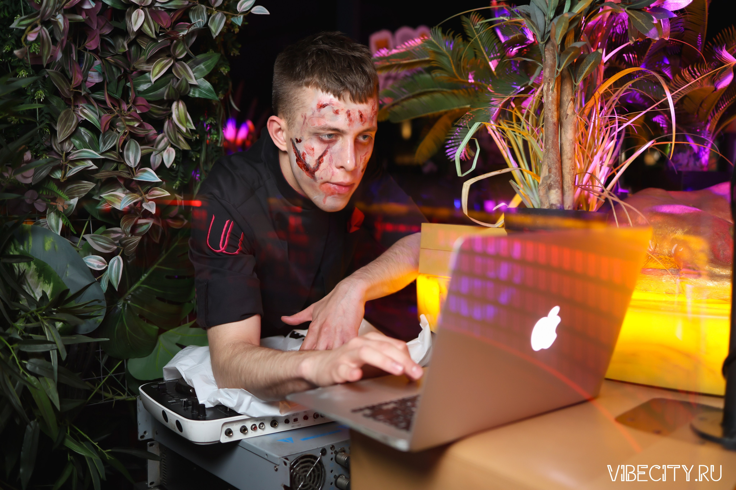 DOUBLE U. VIBECITY.RU Вайб Сити Ру Фоторепортажи Фотоотчеты Калининград