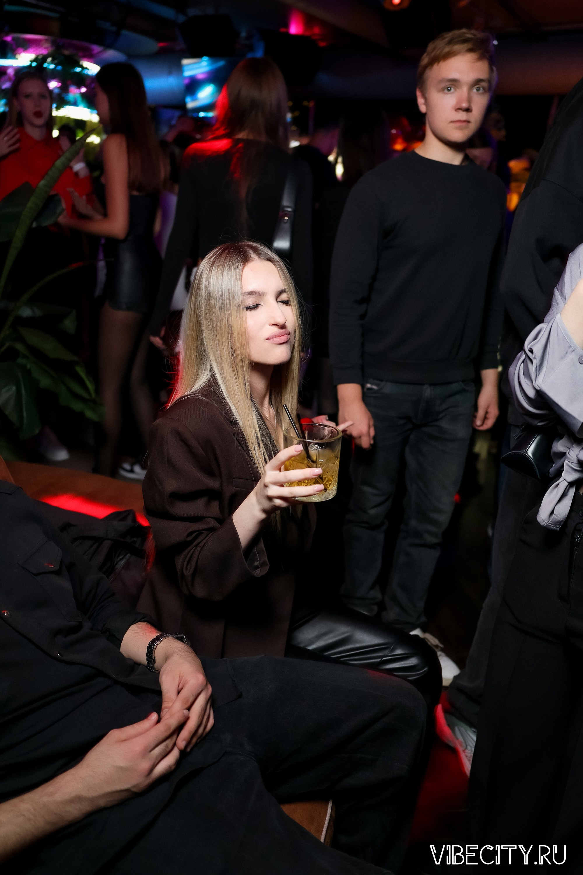 DOUBLE U. VIBECITY.RU Вайб Сити Ру Фоторепортажи Фотоотчеты Калининград