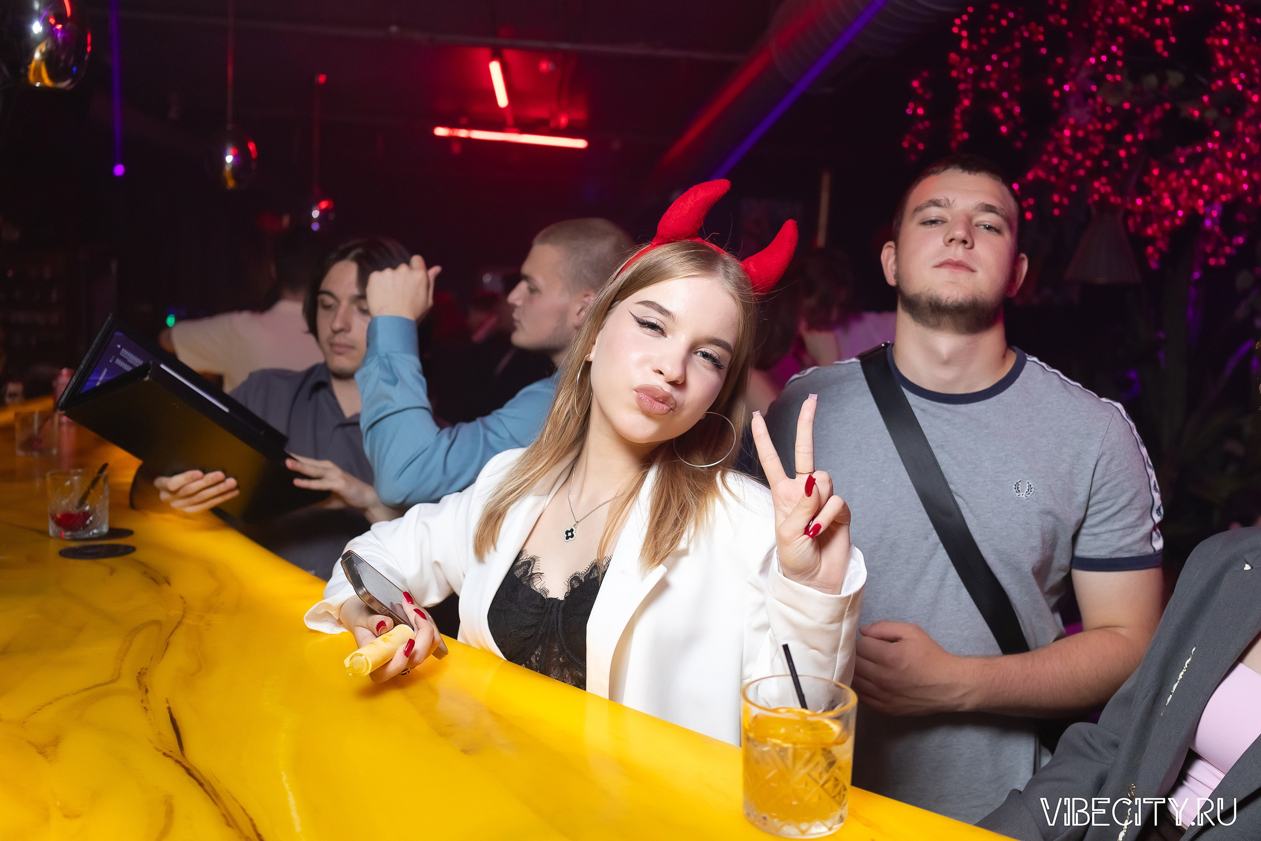 DOUBLE U. VIBECITY.RU Вайб Сити Ру Фоторепортажи Фотоотчеты Калининград