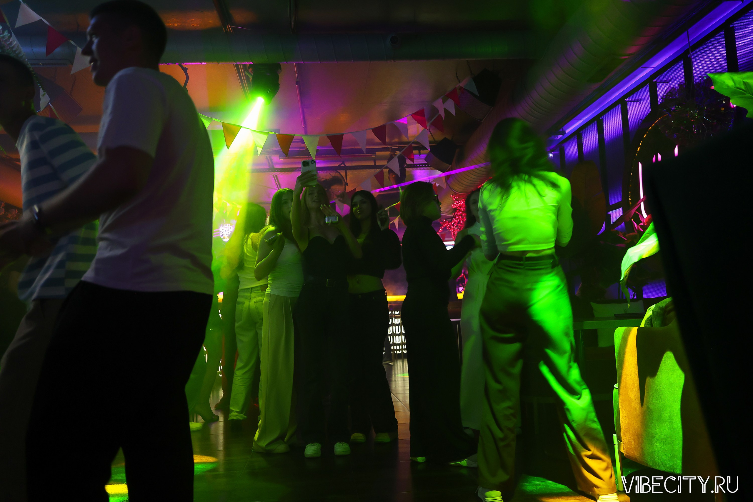 DOUBLE U. VIBECITY.RU Вайб Сити Ру Фоторепортажи Фотоотчеты Калининград