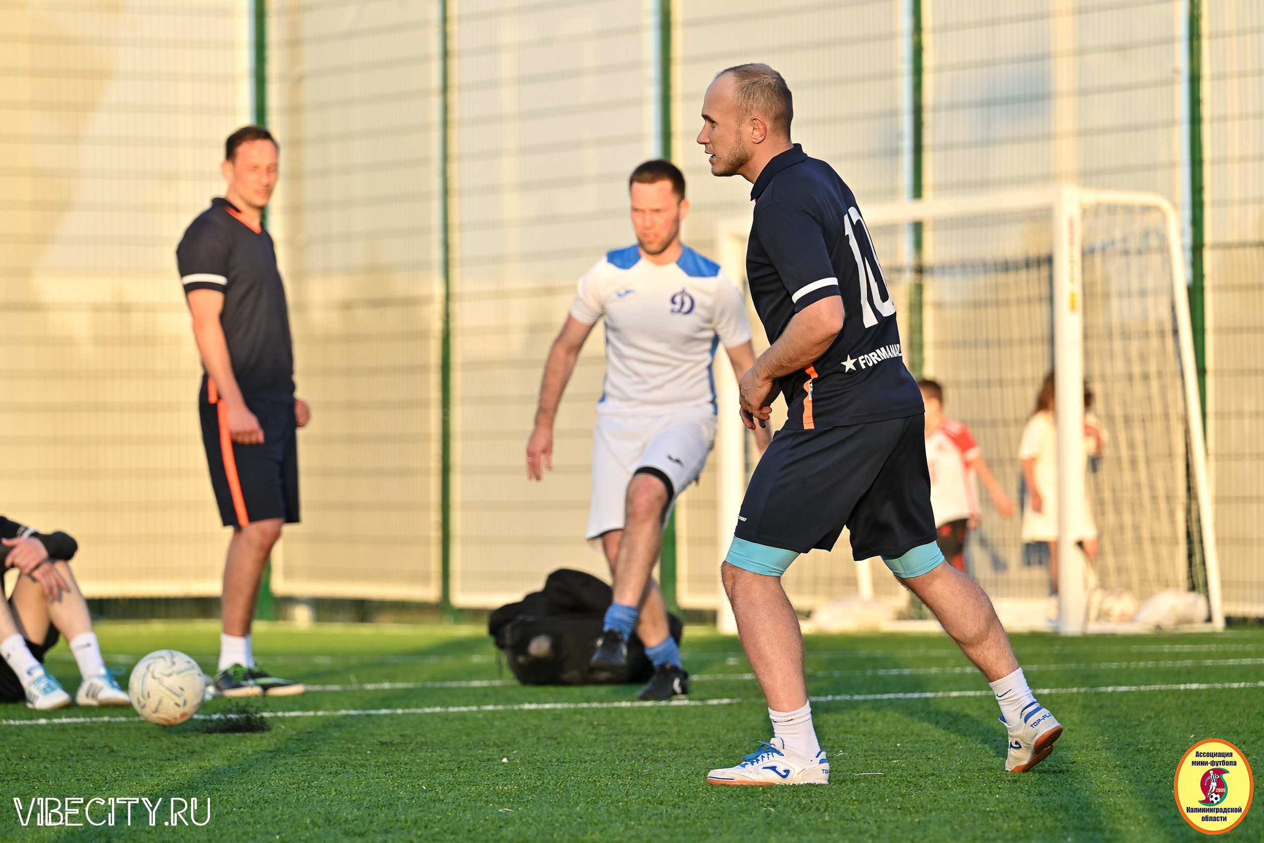 ИГРЫ МИНИ-ФУТБОЛЬНОЙ И КОРПОРАТИВНОЙ ЛИГИ. VIBECITY.RU Вайб Сити Ру Фоторепортажи Фотоотчеты Калининград