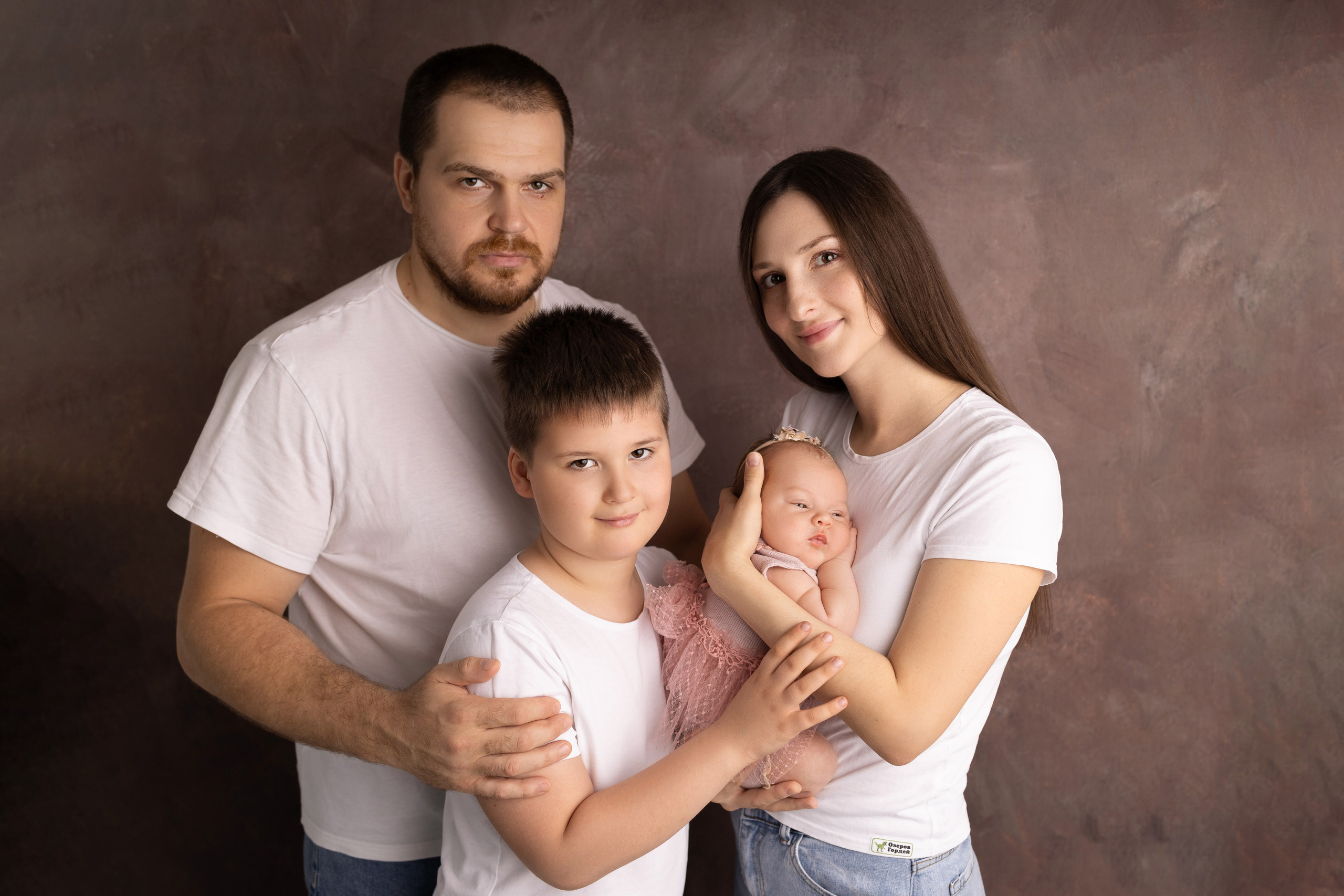 Семейные кадры от Elvira Kamaeva. Фотограф новорожденных малышей в Омске и Омской области Эльвира Камаева