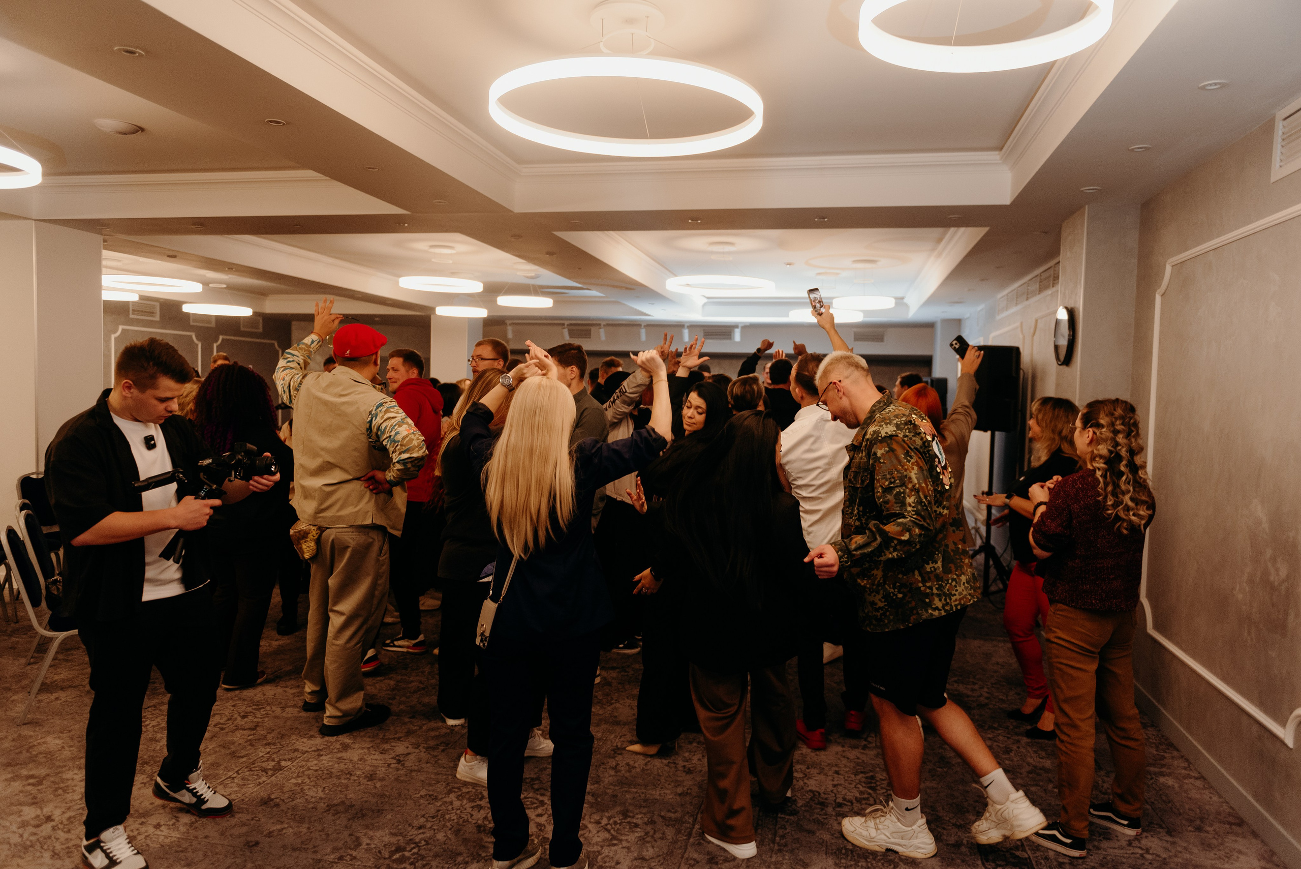 Фотограф Янис Алываев