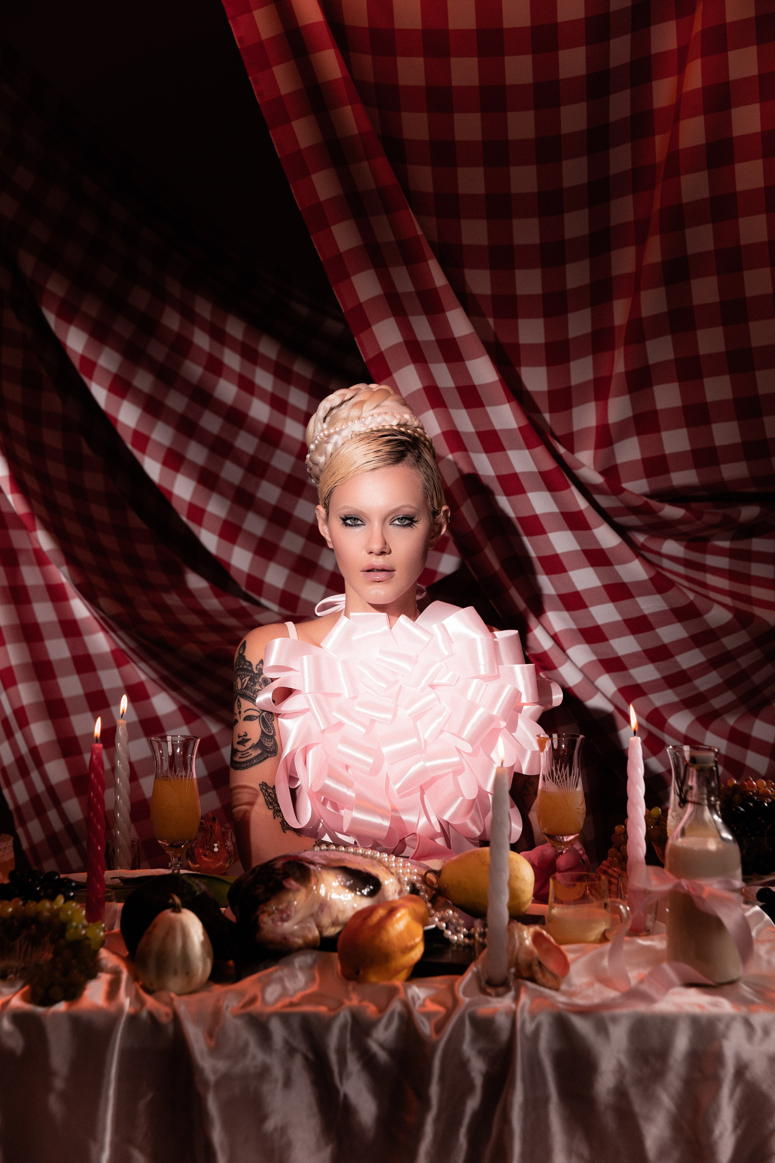 Candy dinner. Photographer. Producer. Retoucher