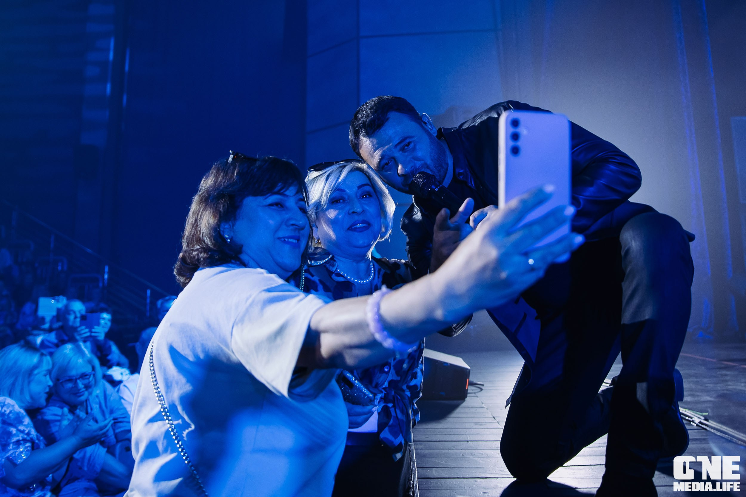 EMIN. Kaliningrad. KRIS KRUPINNIKOVA