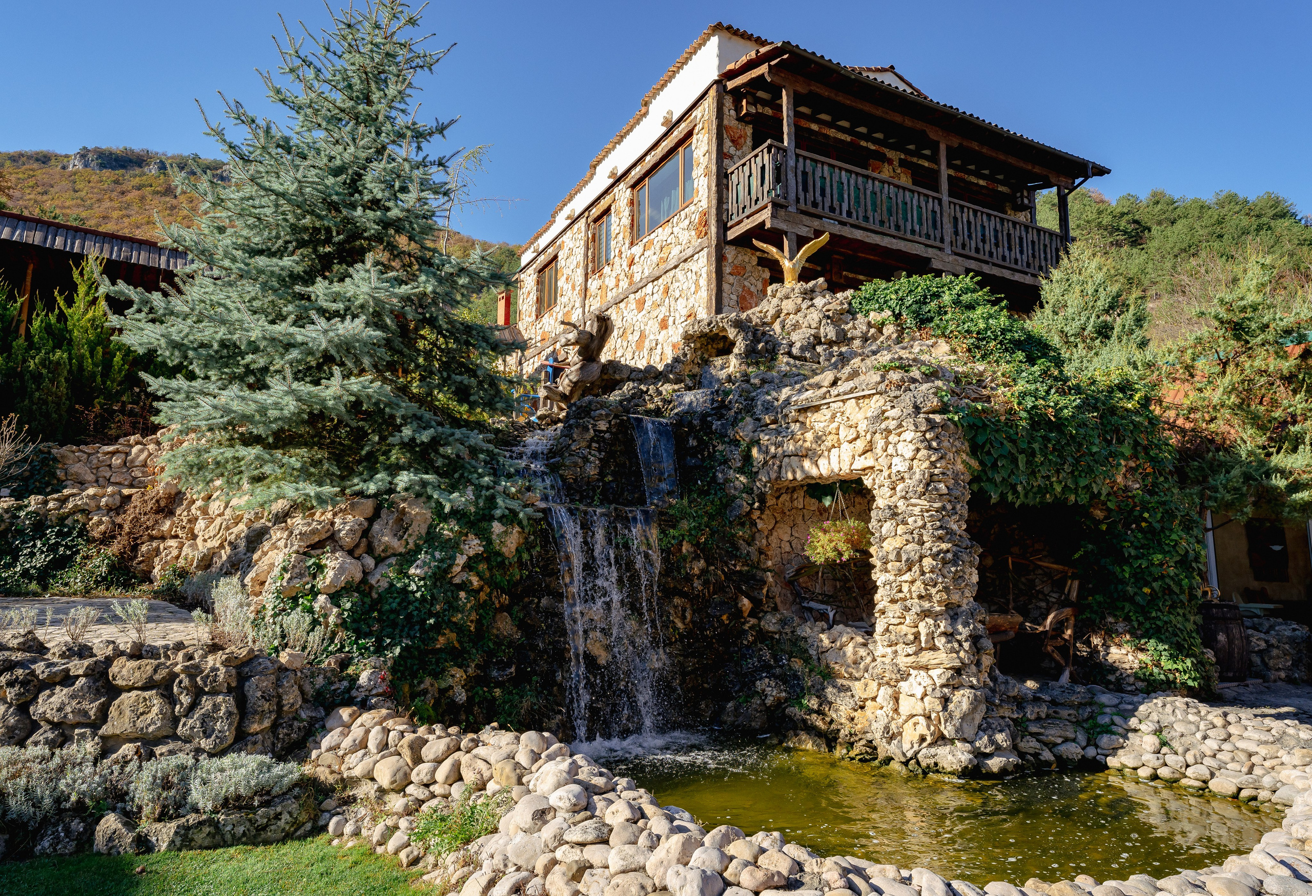 Фасадная фотосъёмка отелей Сочи. Отельный интерьерный фотограф Сочи