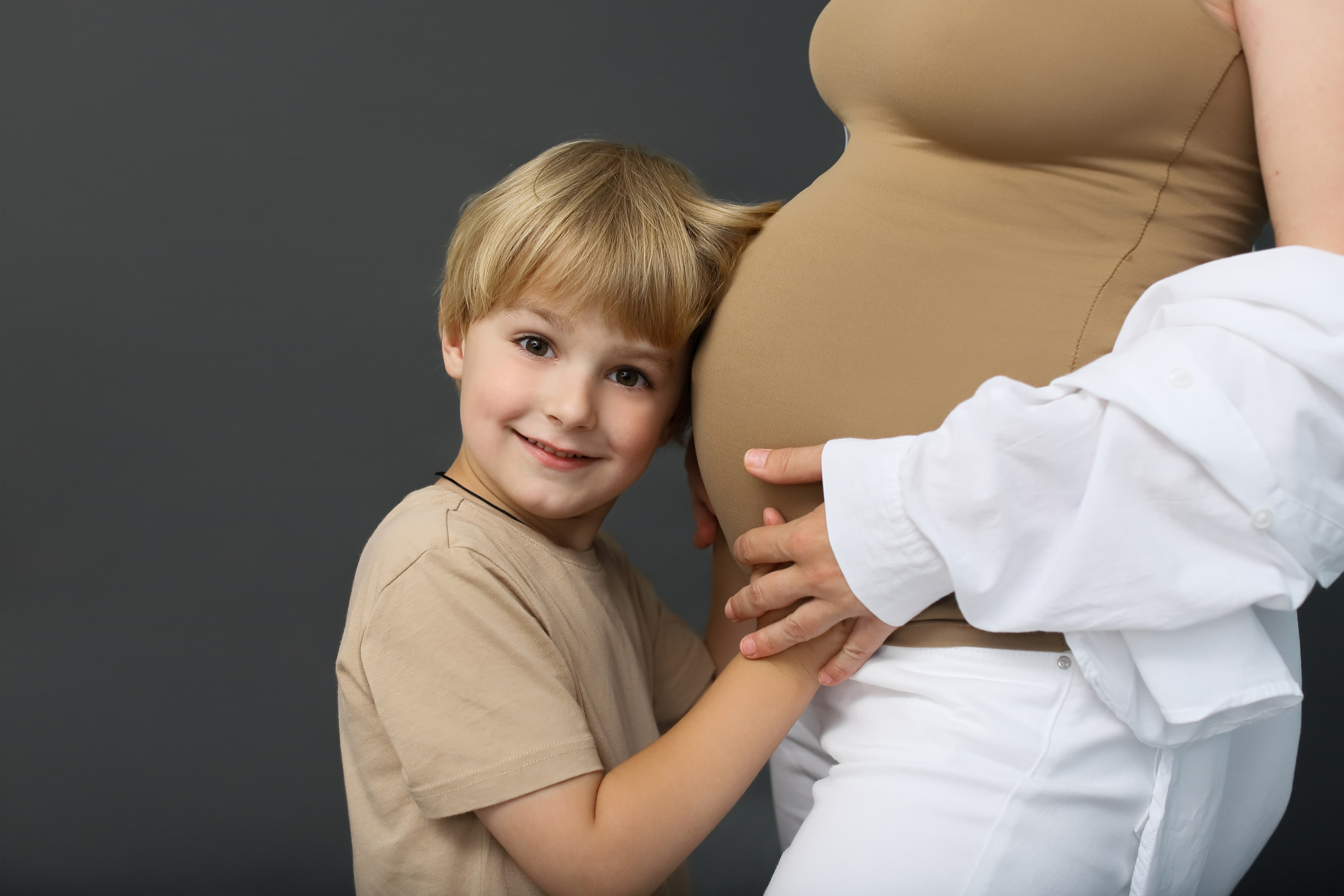 Беременность. Интерьерная фотостудия Toffee Studio