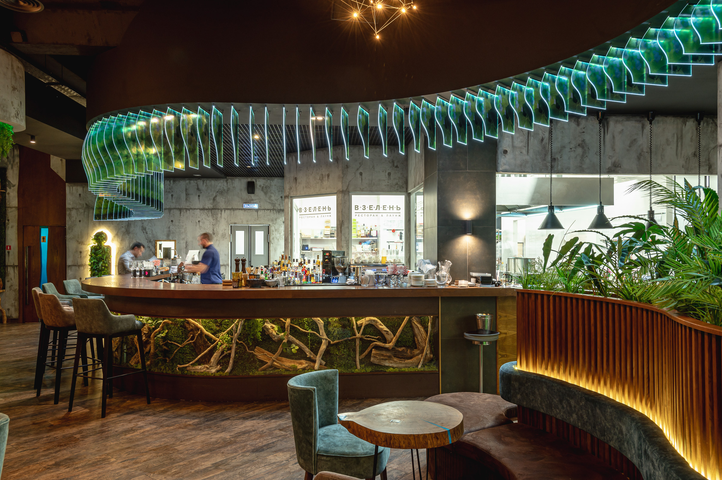 Интерьерная съемка ресторана ВЗЕЛЕНЬ в г. Симферополь. Фотограф интерьеров Фотосъемка рекламы в Ялте и по Крыму