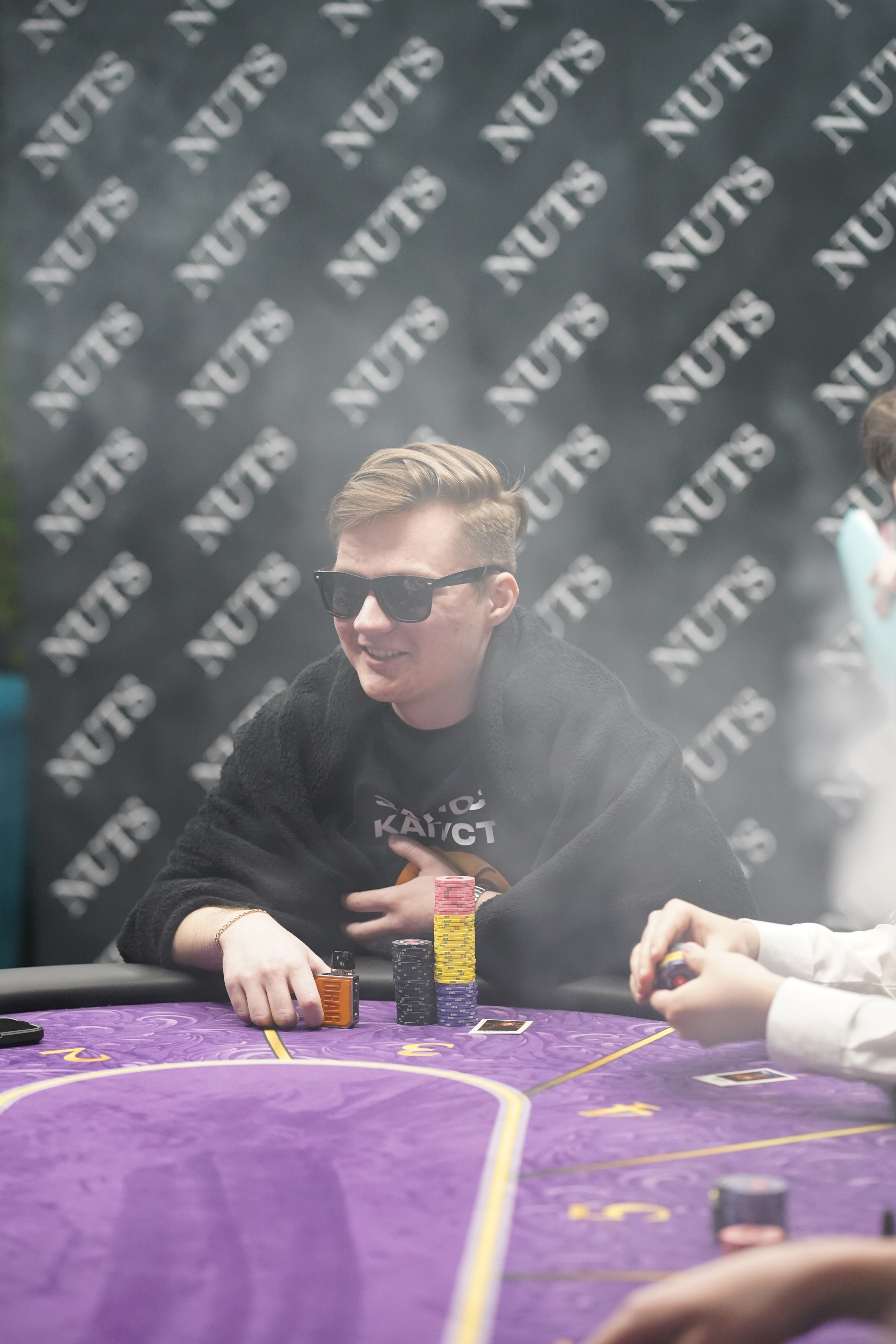 Покер. Фотограф