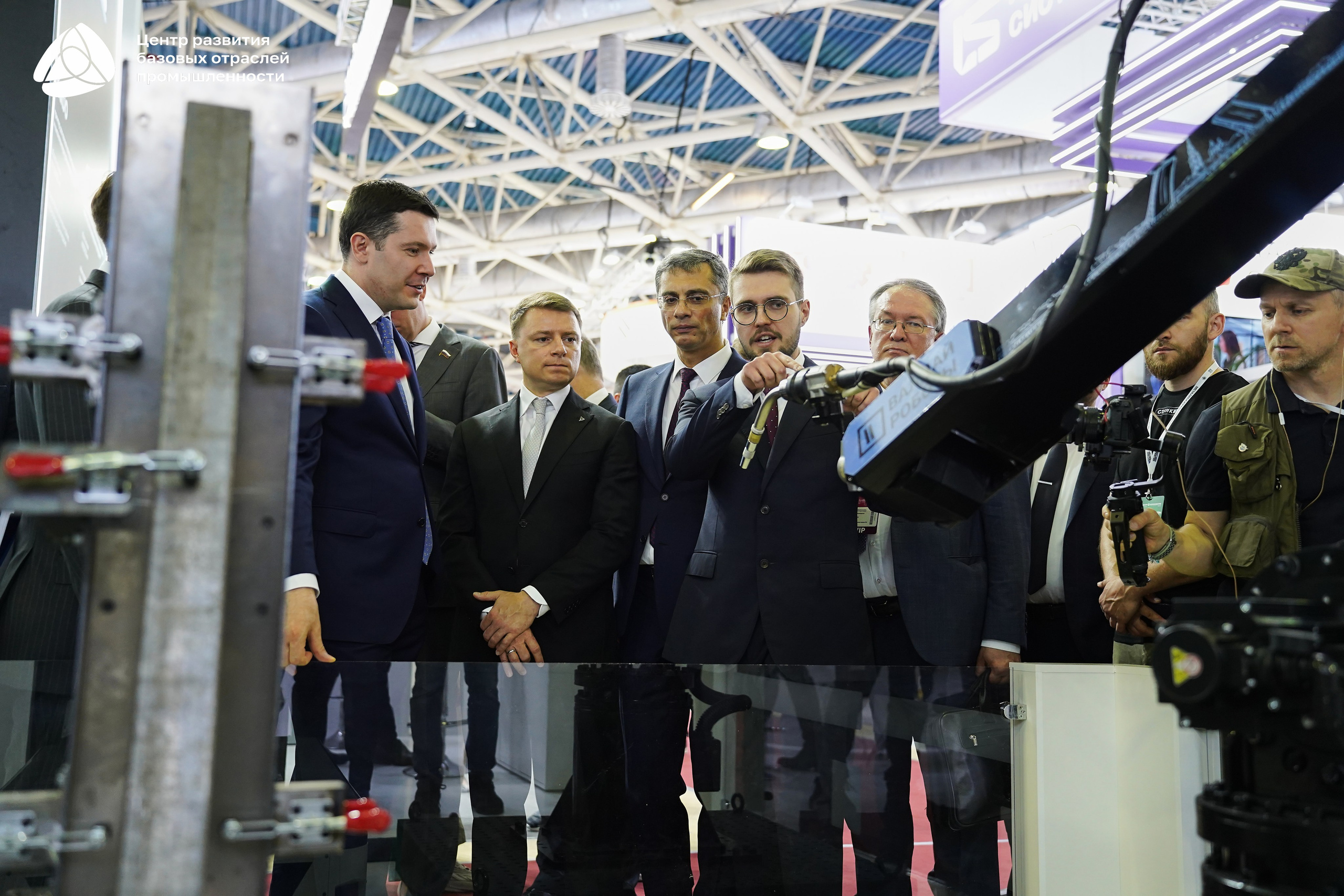 ЭКСПОЦЕНТР Алиханов. Фотограф