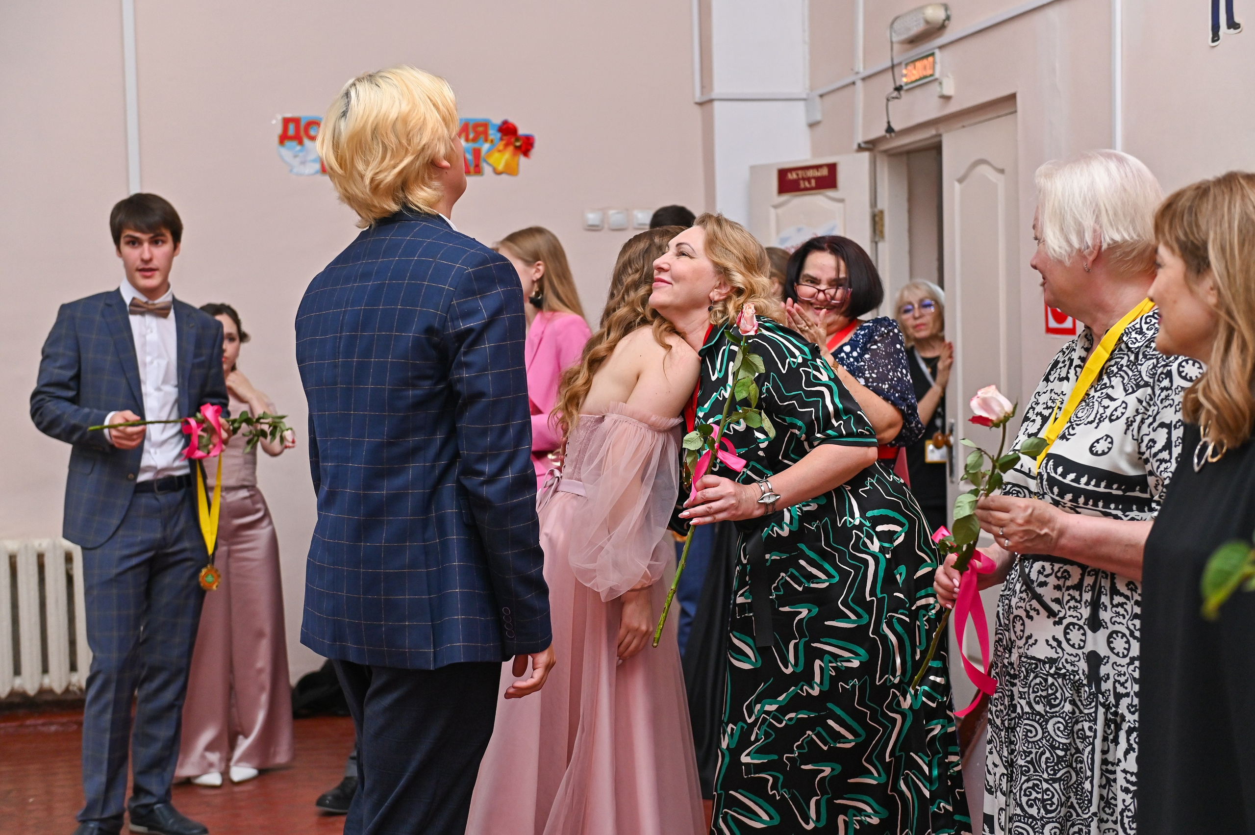 Выпускной школа 48. Семейный и свадебный фотограф во Владивостоке