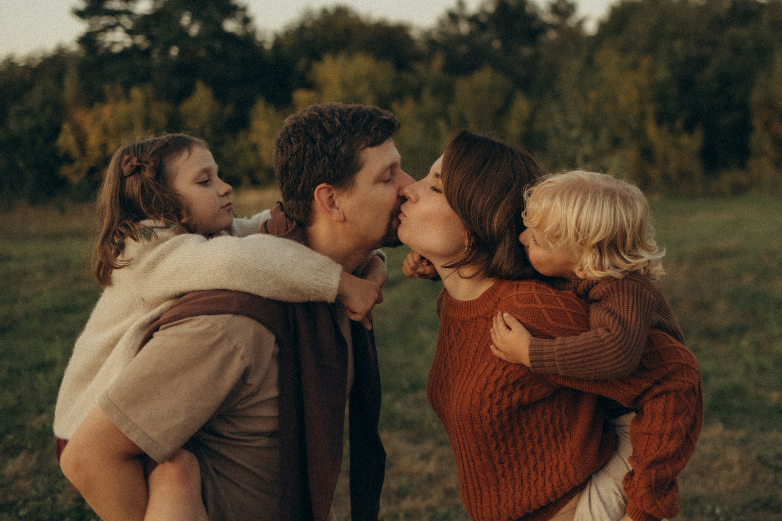 Светлана, Даниил, Оля и Юра. Семейный фотограф в Москве Бунина Маргарита