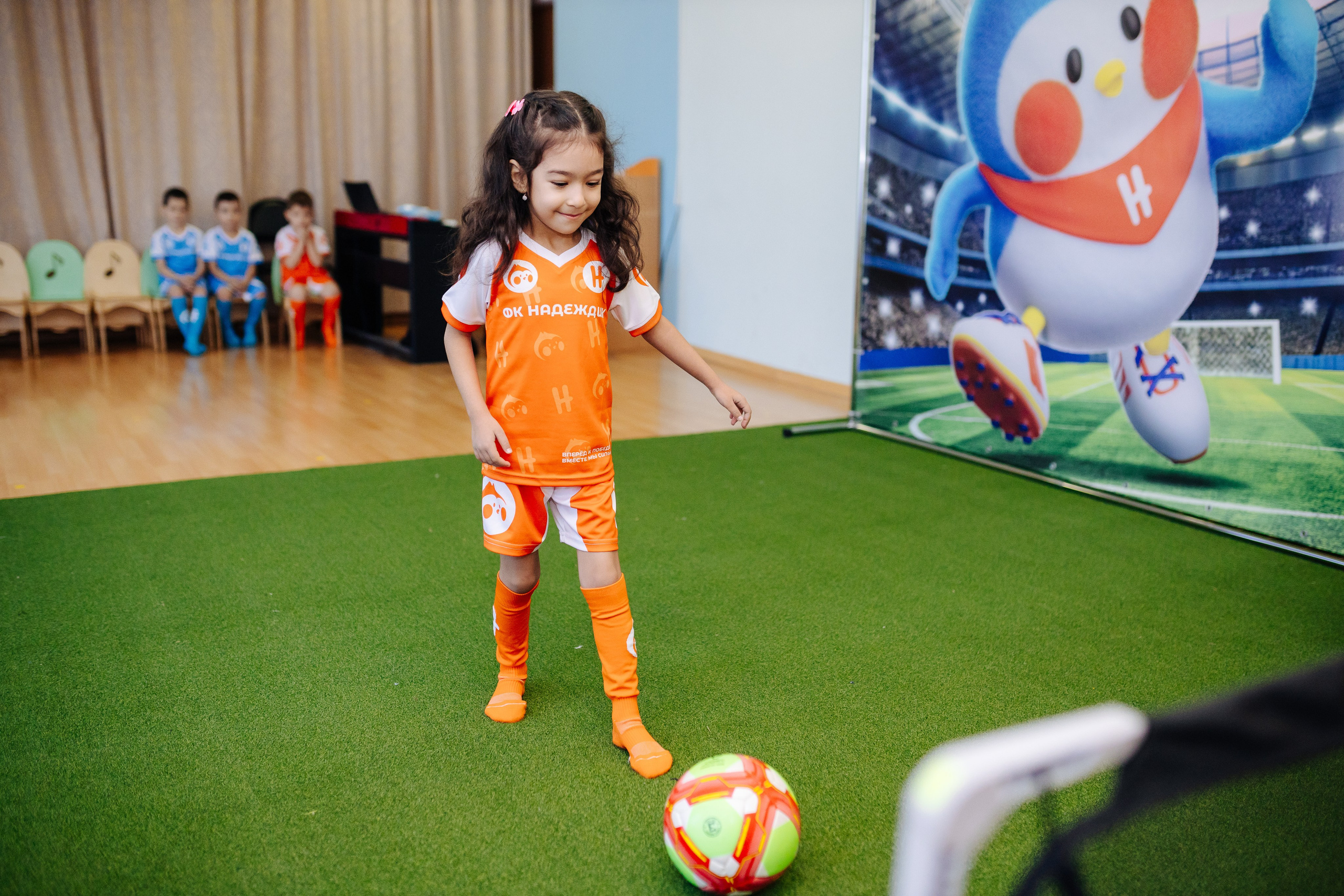 Фотосессия с кубком в детских садах г. Магнитогорска. Денис Прохоров Фотограф в г. Магнитогорск