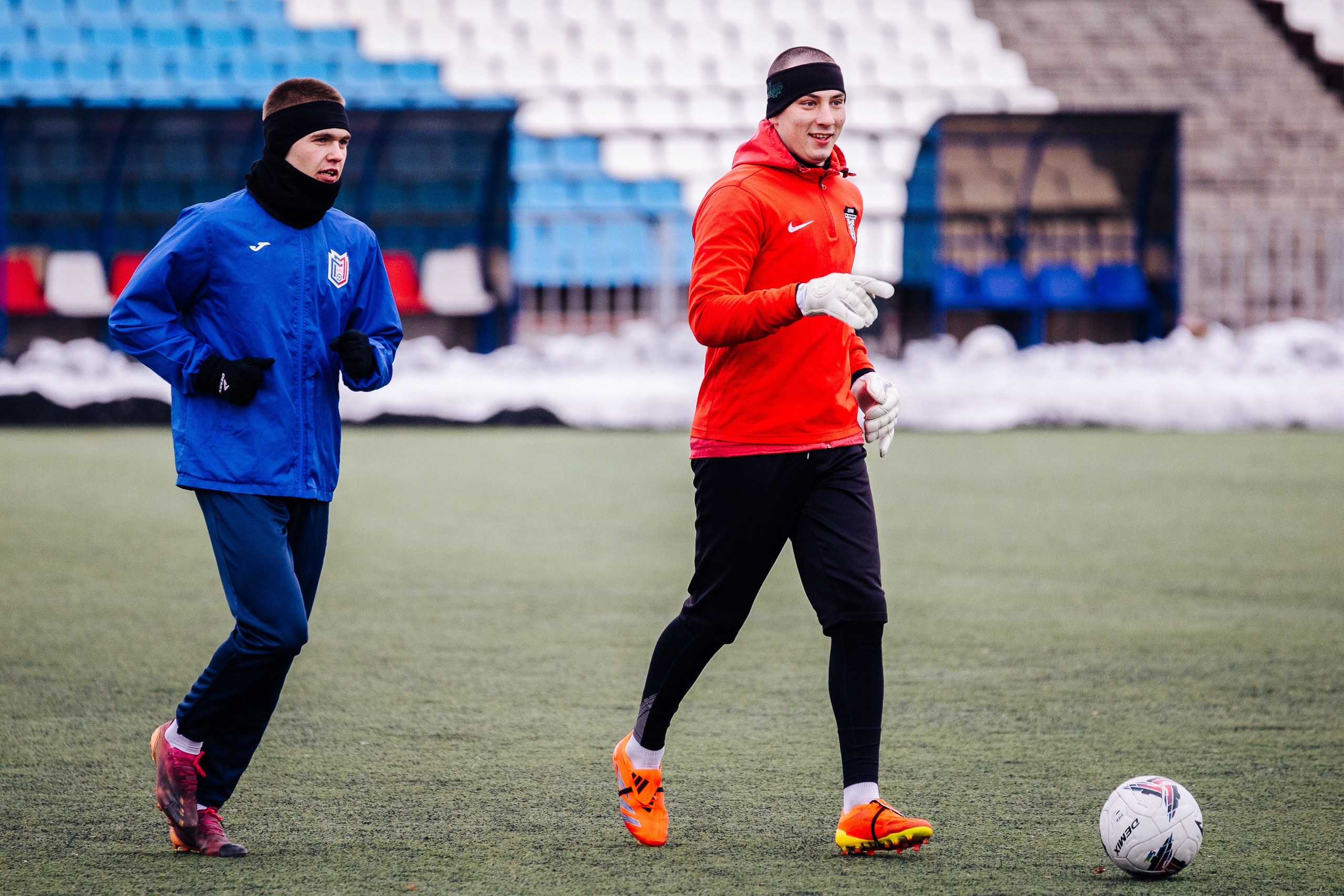 Тренировка ФК Металлург // 01.04.24. Денис Прохоров Фотограф в г. Магнитогорск