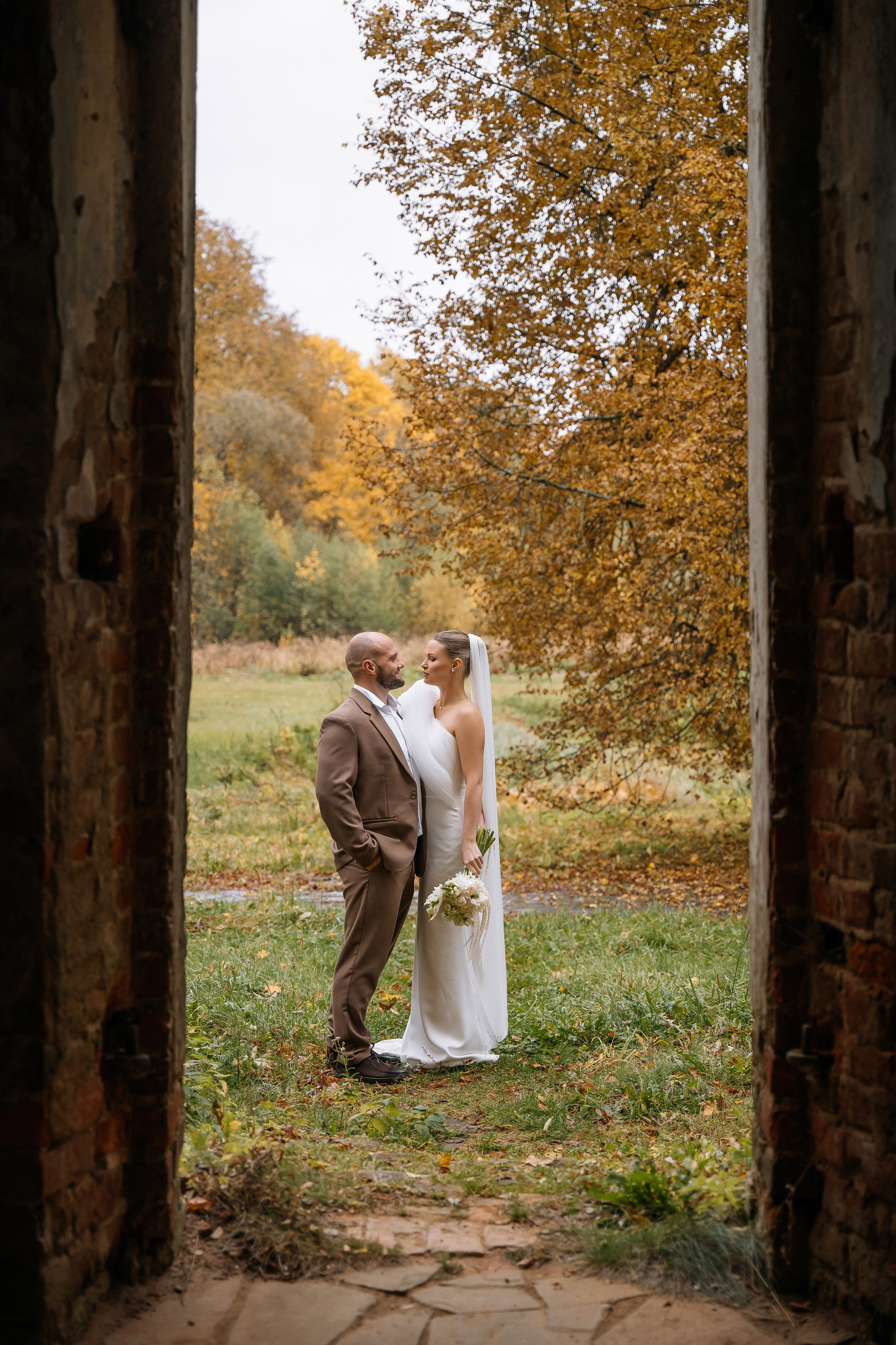 Артём и Елизавета 10/10/2025. Фотограф в Смоленске Ольга Давыдова