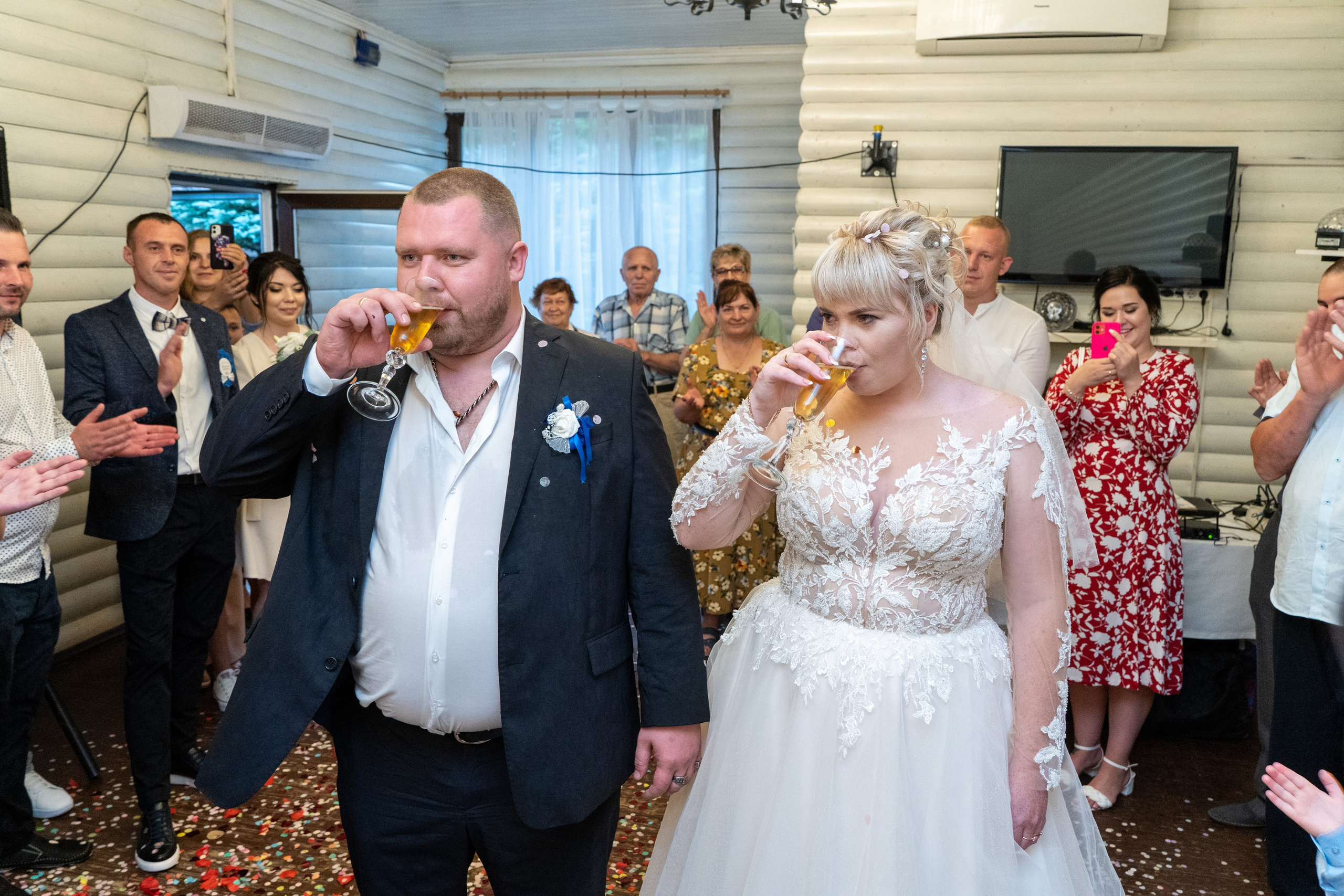 Ира и Дима. День свадьбы. Репортажный и интерьерный фотограф Александра Солдатова