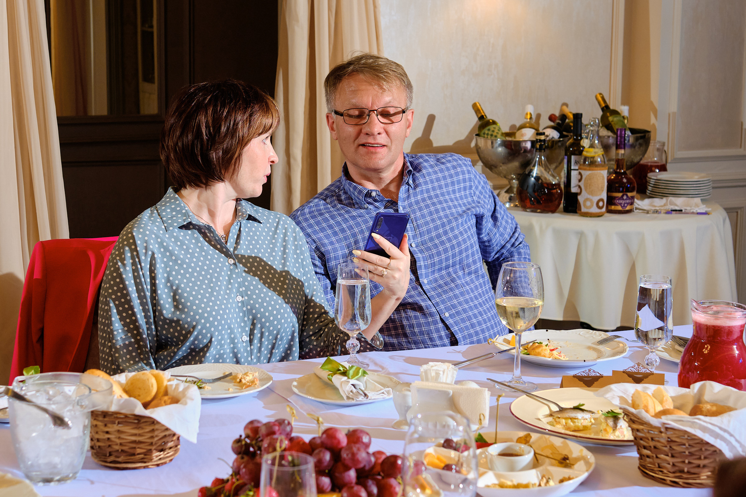 Юбилей. банкет в ресторане Крюшон. Профессиональный фотограф в Екатеринбурге Юра Сахар