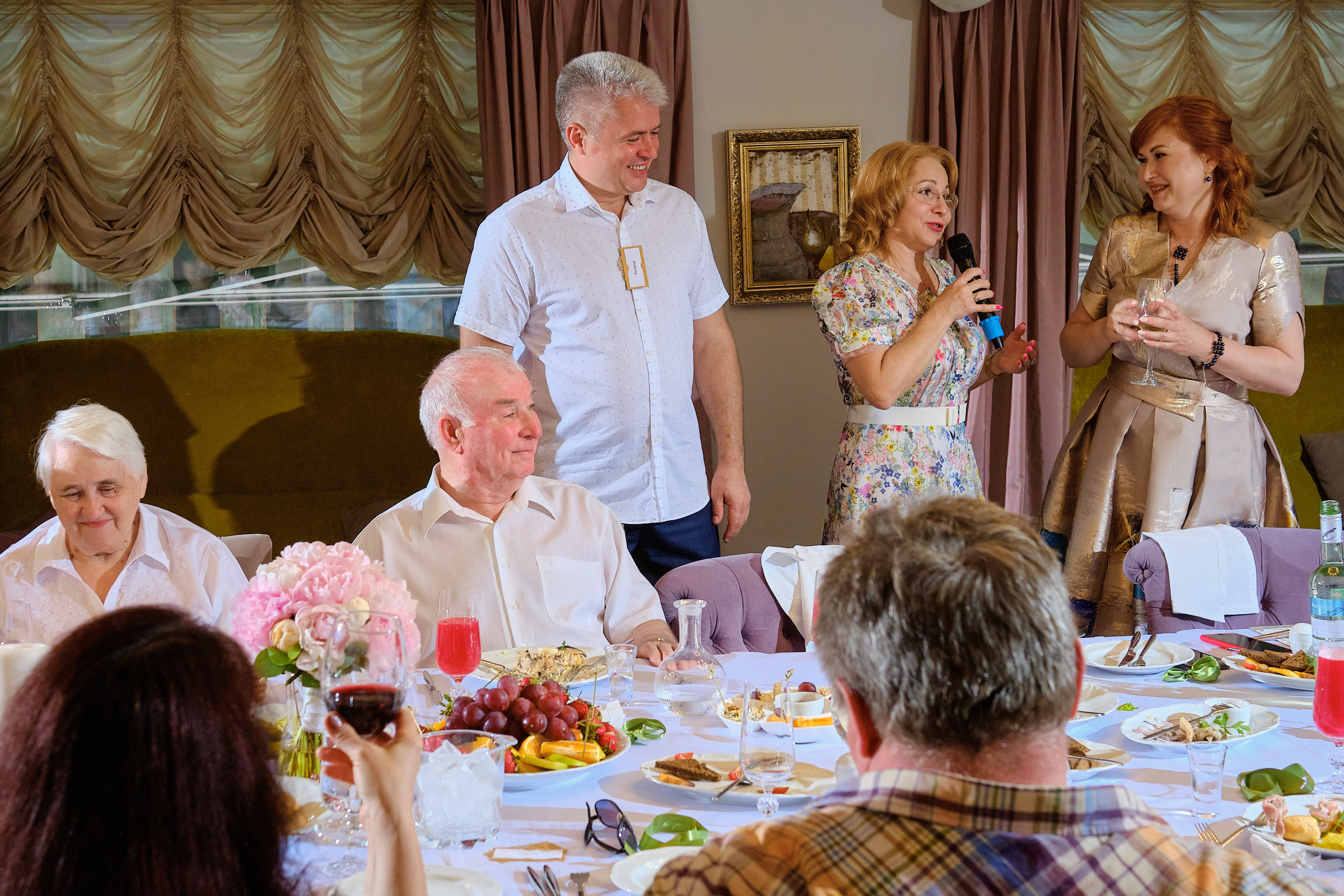 Юбилей. банкет в ресторане Крюшон. Профессиональный фотограф в Екатеринбурге Юра Сахар