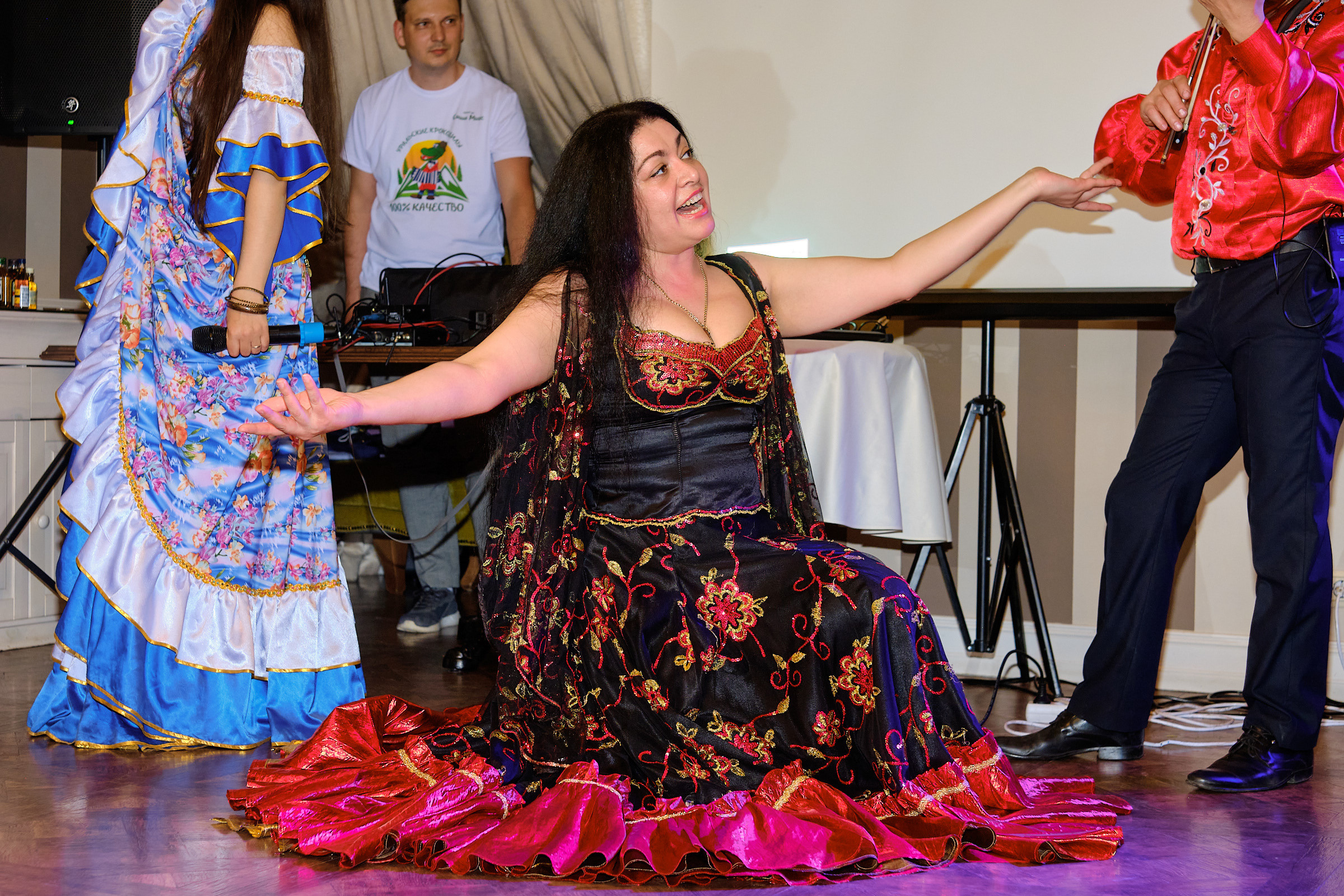 Юбилей. банкет в ресторане Крюшон. Профессиональный фотограф в Екатеринбурге Юра Сахар