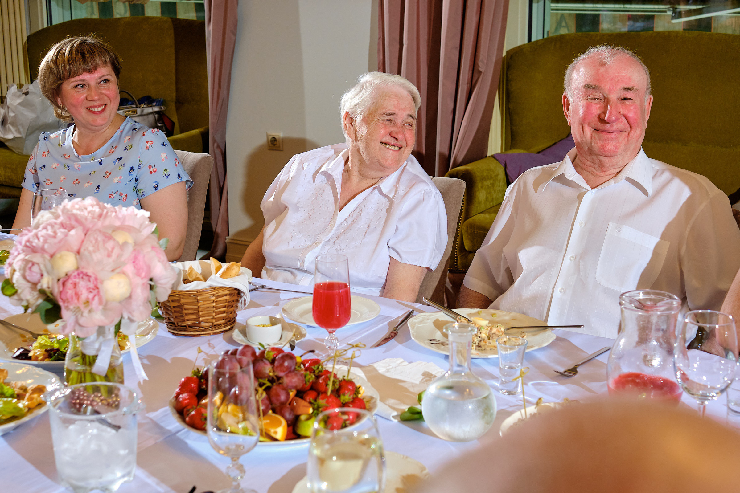 Юбилей. банкет в ресторане Крюшон. Профессиональный фотограф в Екатеринбурге Юра Сахар