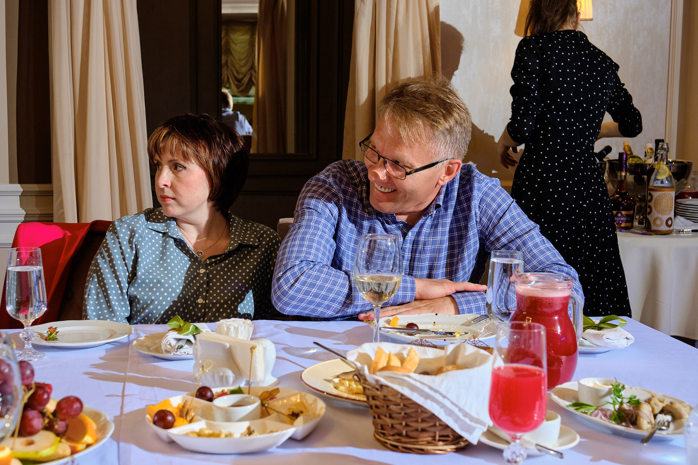 Юбилей. банкет в ресторане Крюшон. Профессиональный фотограф в Екатеринбурге Юра Сахар