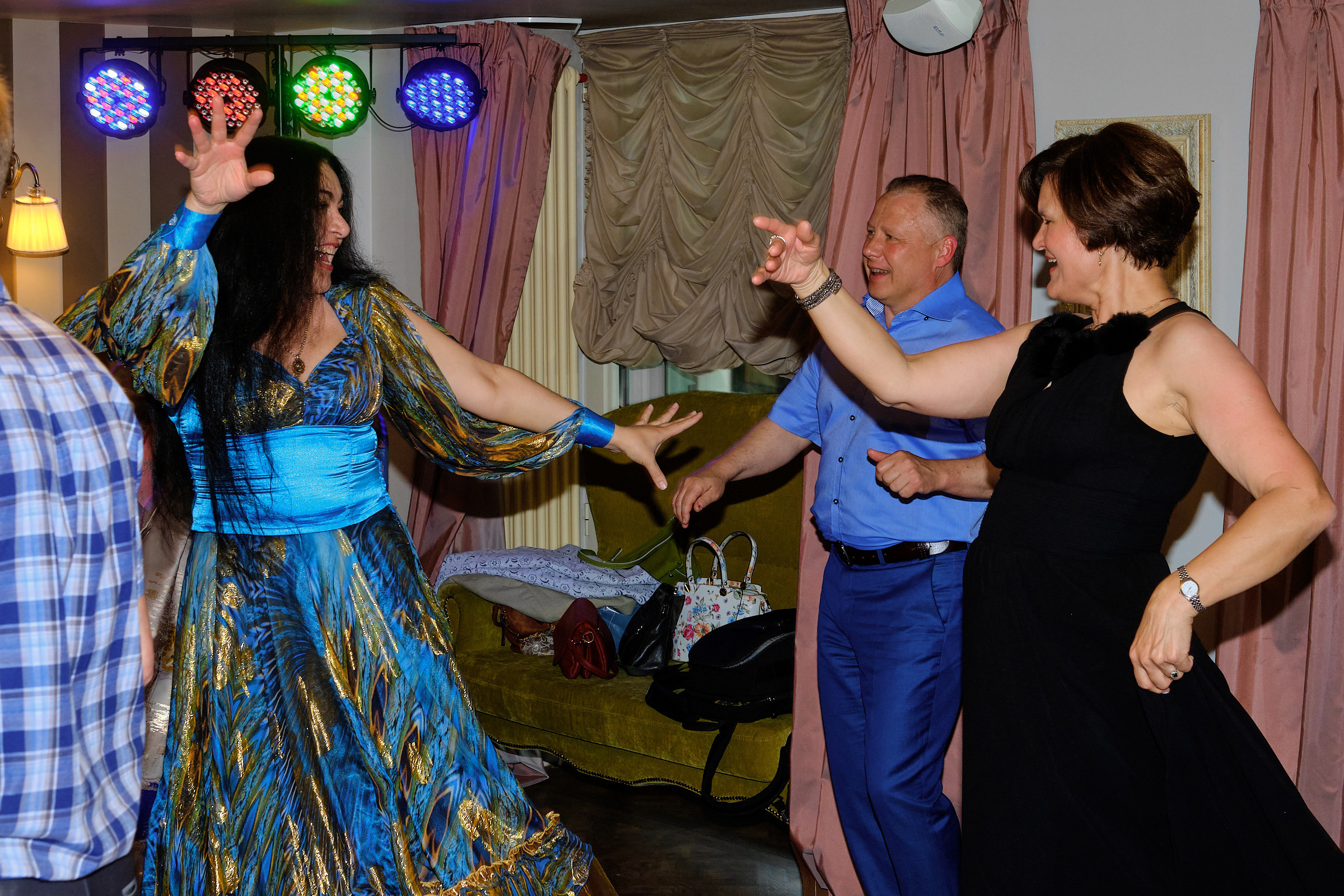 Юбилей. банкет в ресторане Крюшон. Профессиональный фотограф в Екатеринбурге Юра Сахар