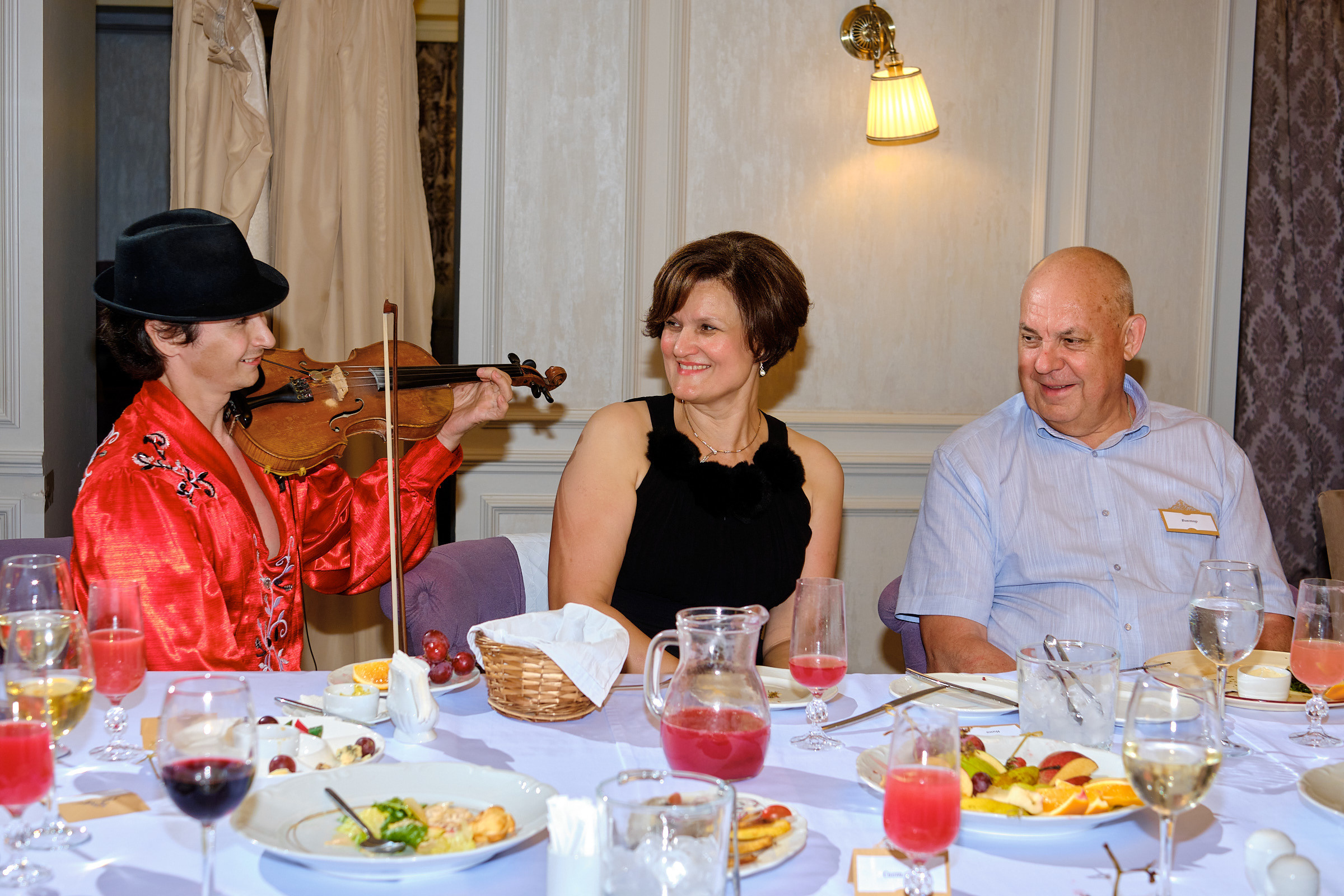 Юбилей. банкет в ресторане Крюшон. Профессиональный фотограф в Екатеринбурге Юра Сахар