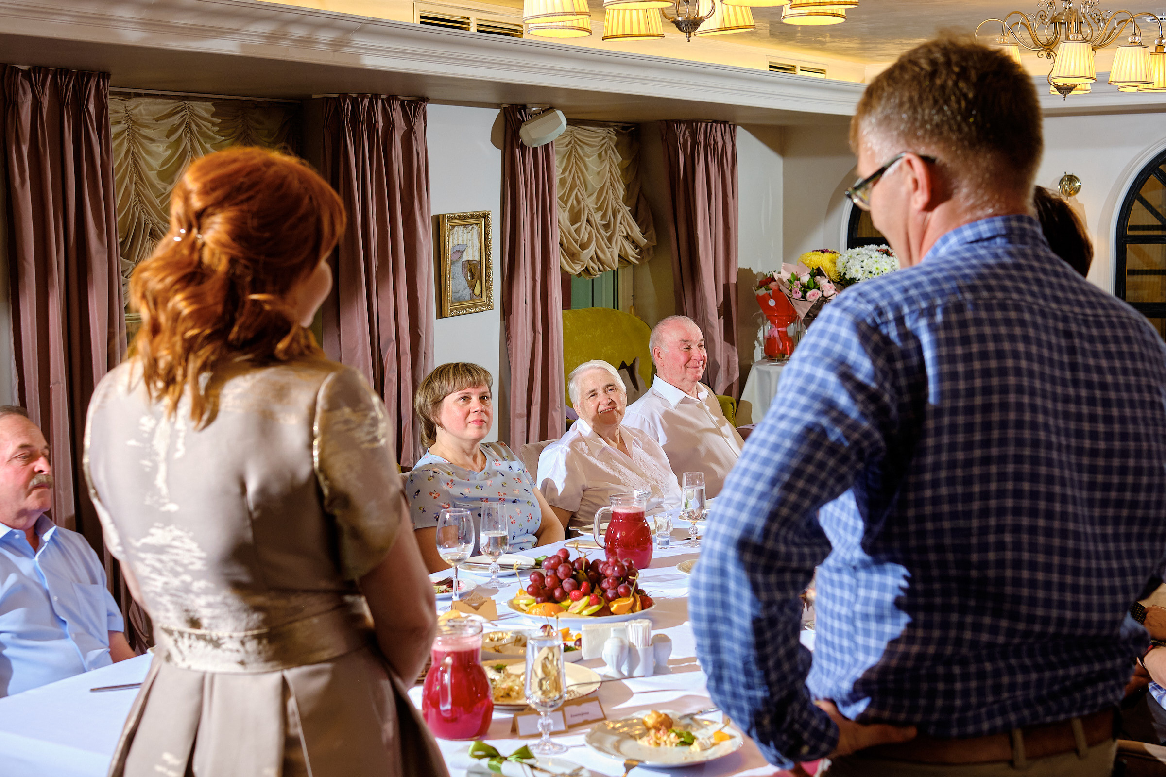 Юбилей. банкет в ресторане Крюшон. Профессиональный фотограф в Екатеринбурге Юра Сахар