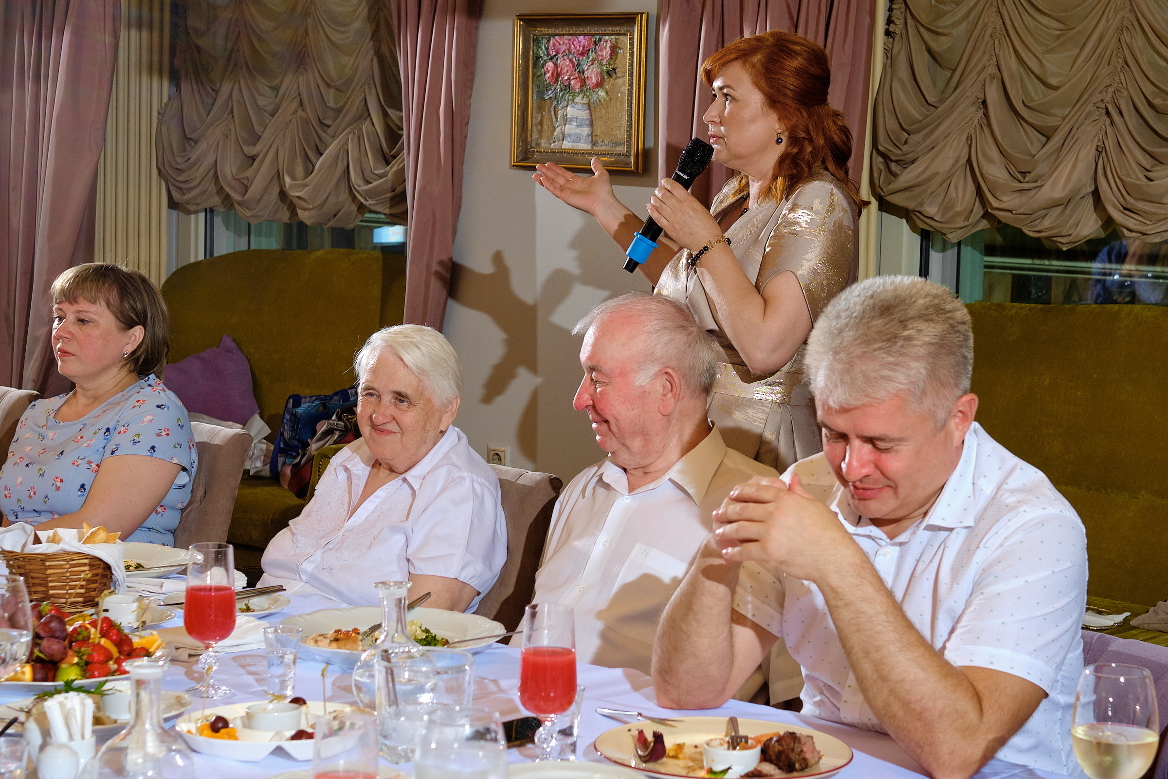 Юбилей. банкет в ресторане Крюшон. Профессиональный фотограф в Екатеринбурге Юра Сахар