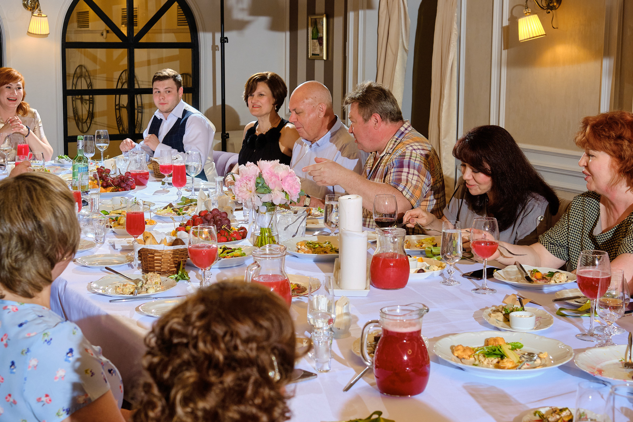 Юбилей. банкет в ресторане Крюшон. Профессиональный фотограф в Екатеринбурге Юра Сахар