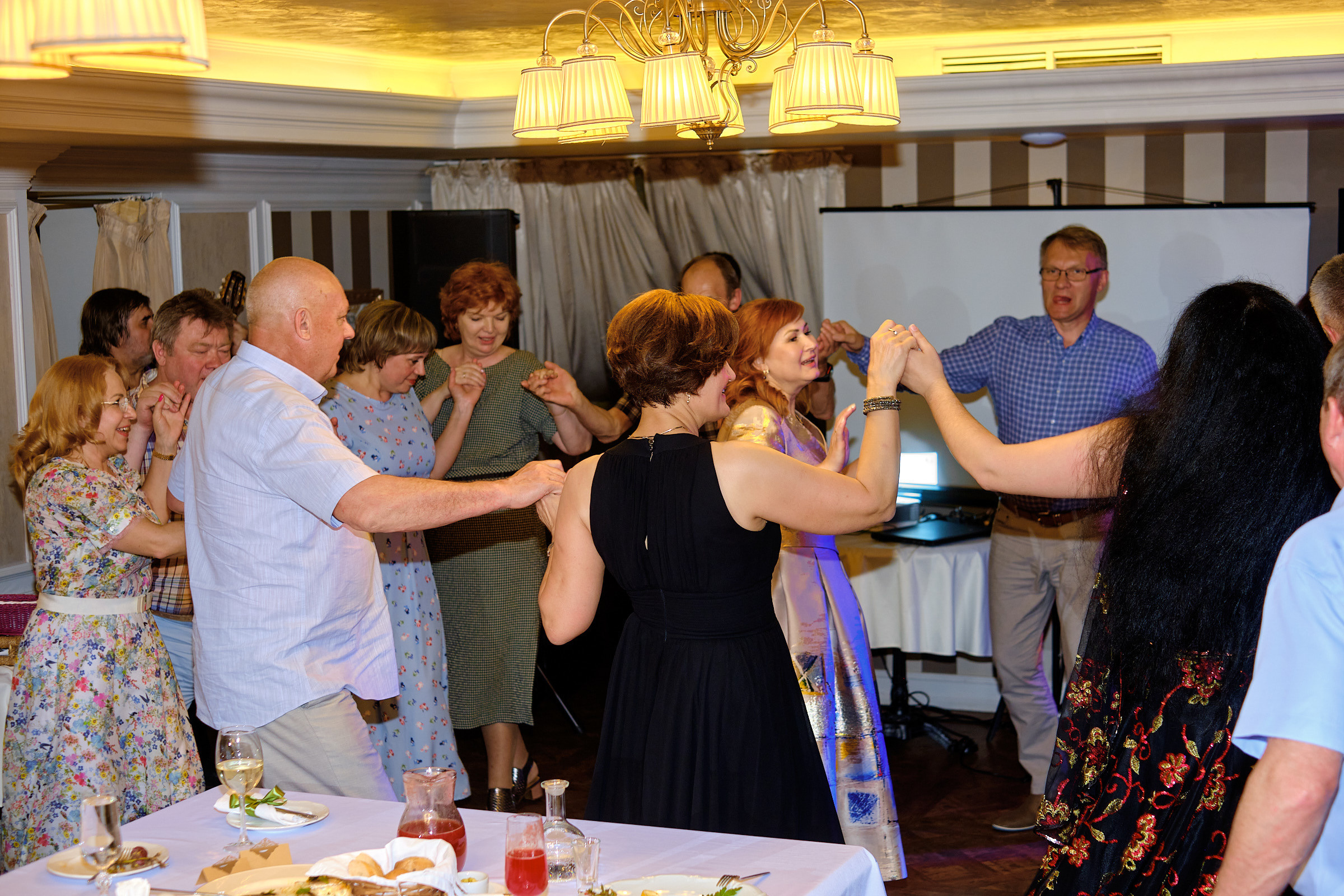 Юбилей. банкет в ресторане Крюшон. Профессиональный фотограф в Екатеринбурге Юра Сахар