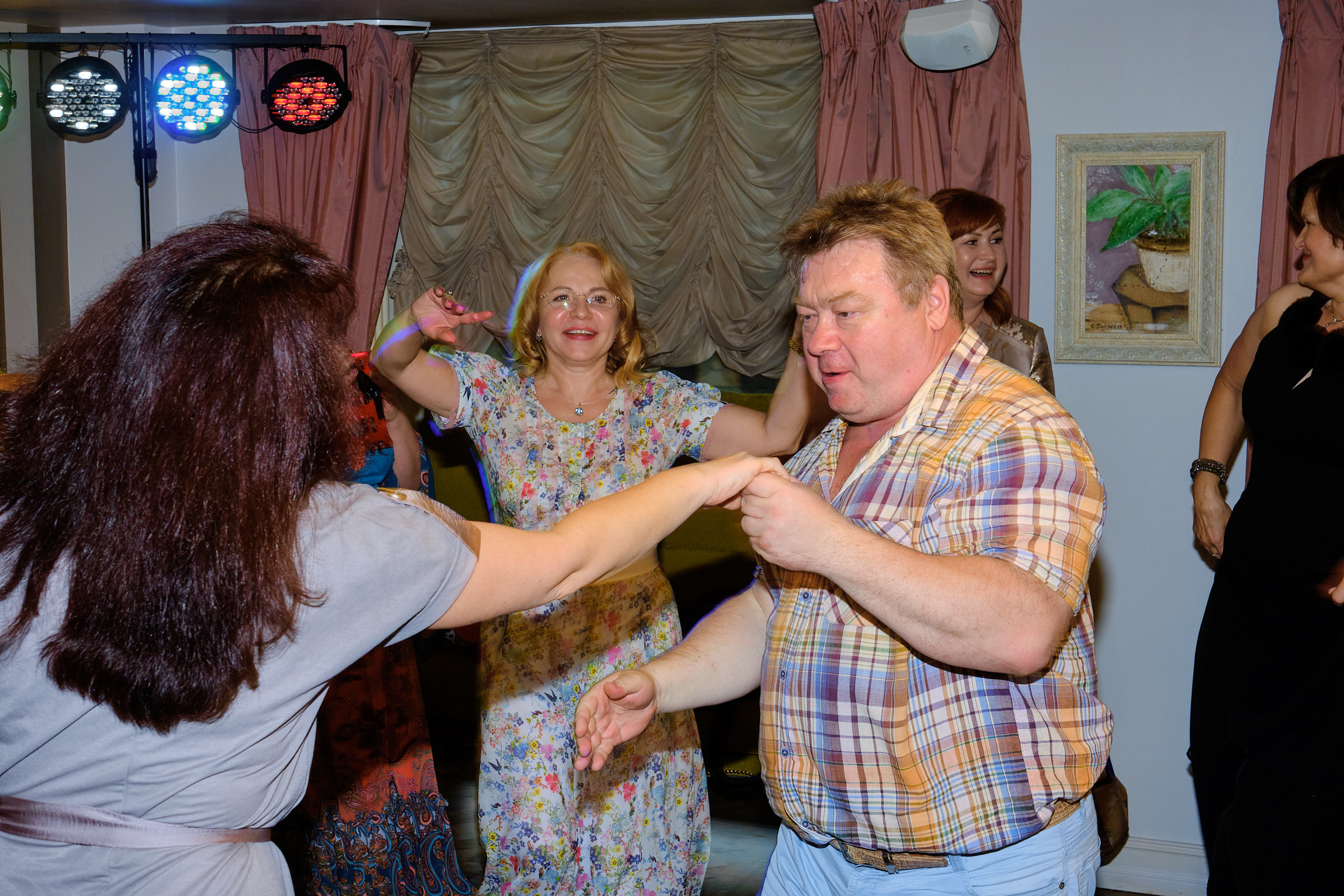 Юбилей. банкет в ресторане Крюшон. Профессиональный фотограф в Екатеринбурге Юра Сахар