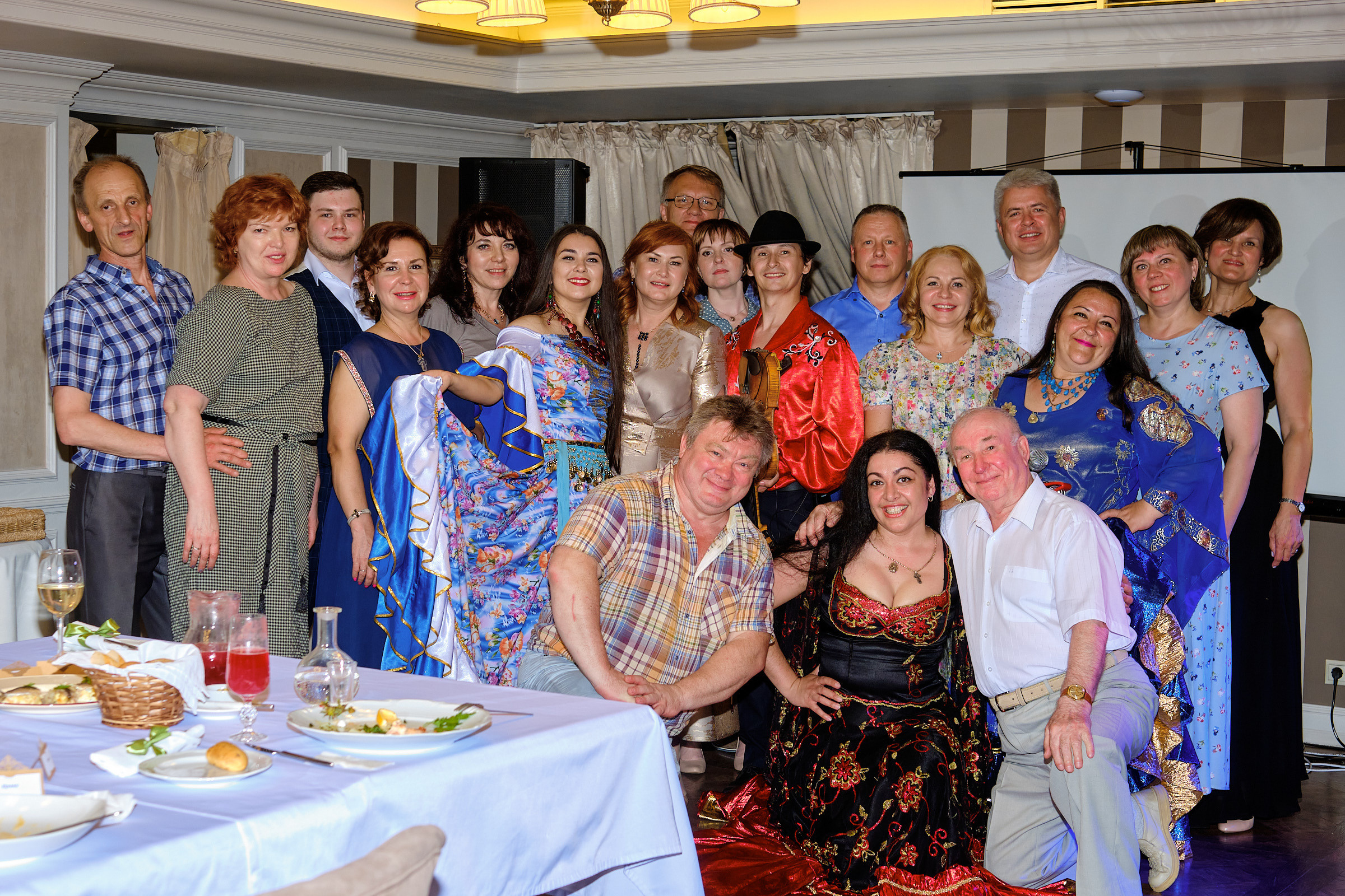 Юбилей. банкет в ресторане Крюшон. Профессиональный фотограф в Екатеринбурге Юра Сахар