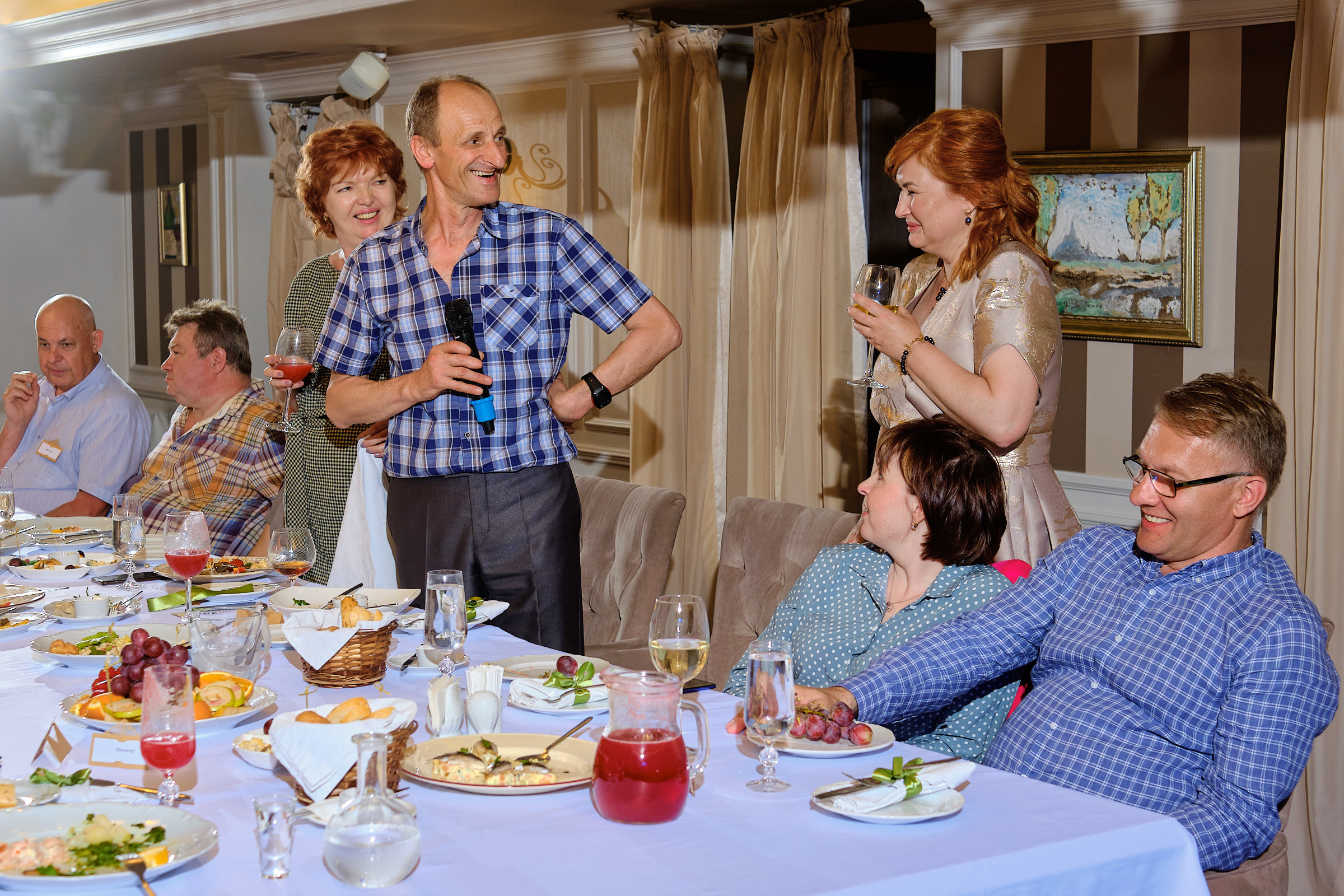 Юбилей. банкет в ресторане Крюшон. Профессиональный фотограф в Екатеринбурге Юра Сахар