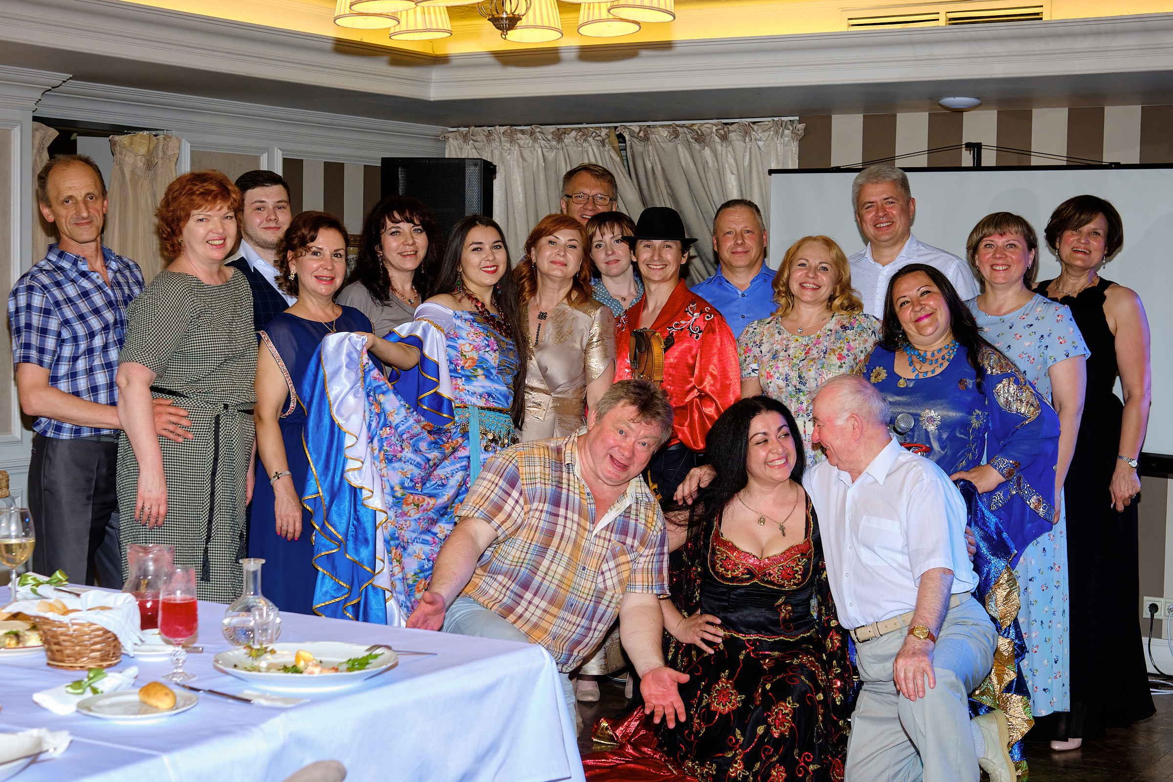 Юбилей. банкет в ресторане Крюшон. Профессиональный фотограф в Екатеринбурге Юра Сахар