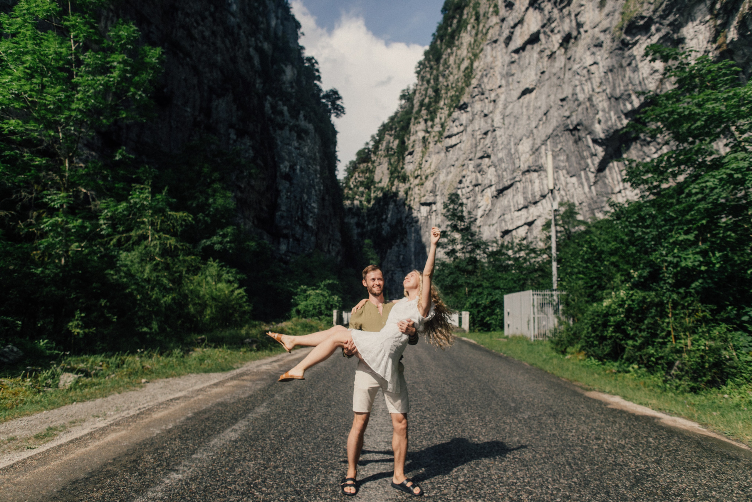 Рица Катер Луга 20т. RetroChic Фото