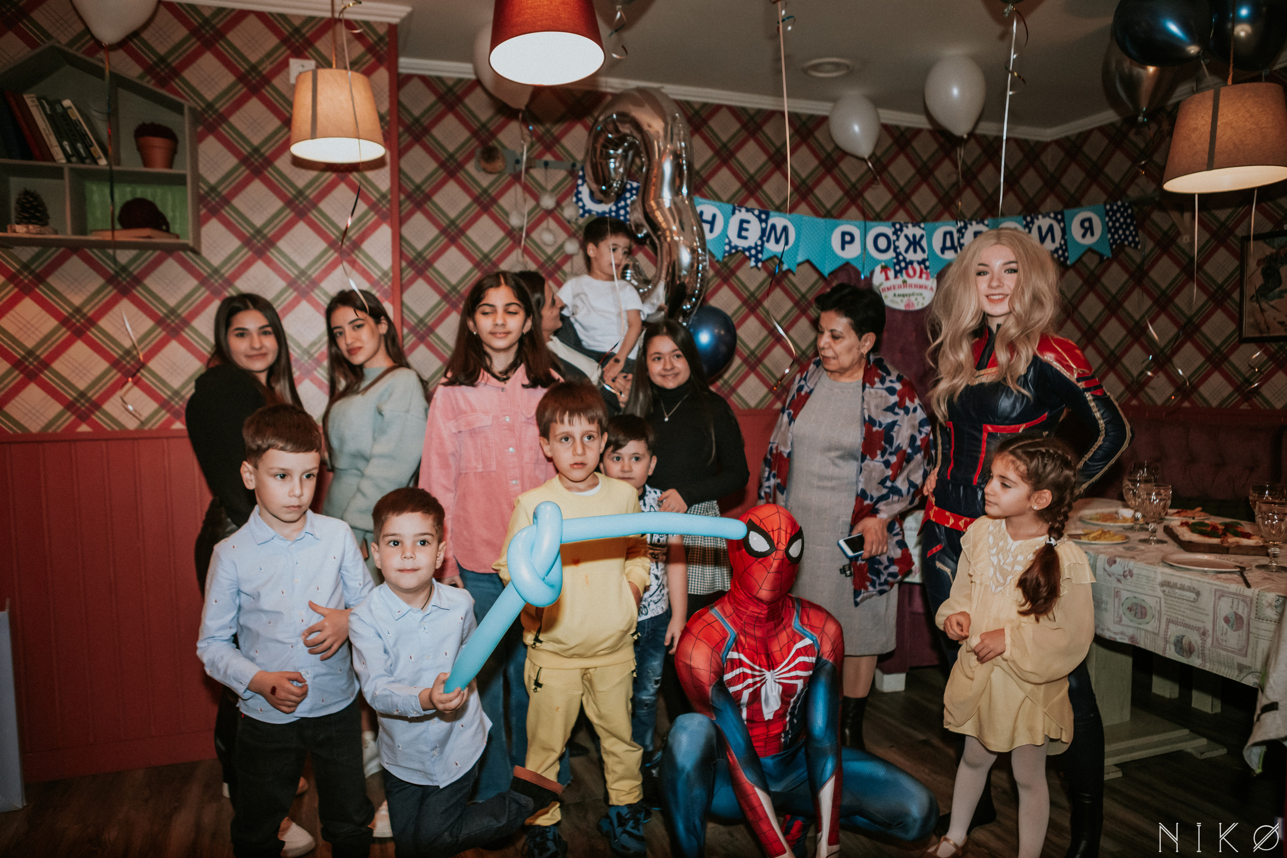 День рождения Авета. Фотограф Николь Фолиянц