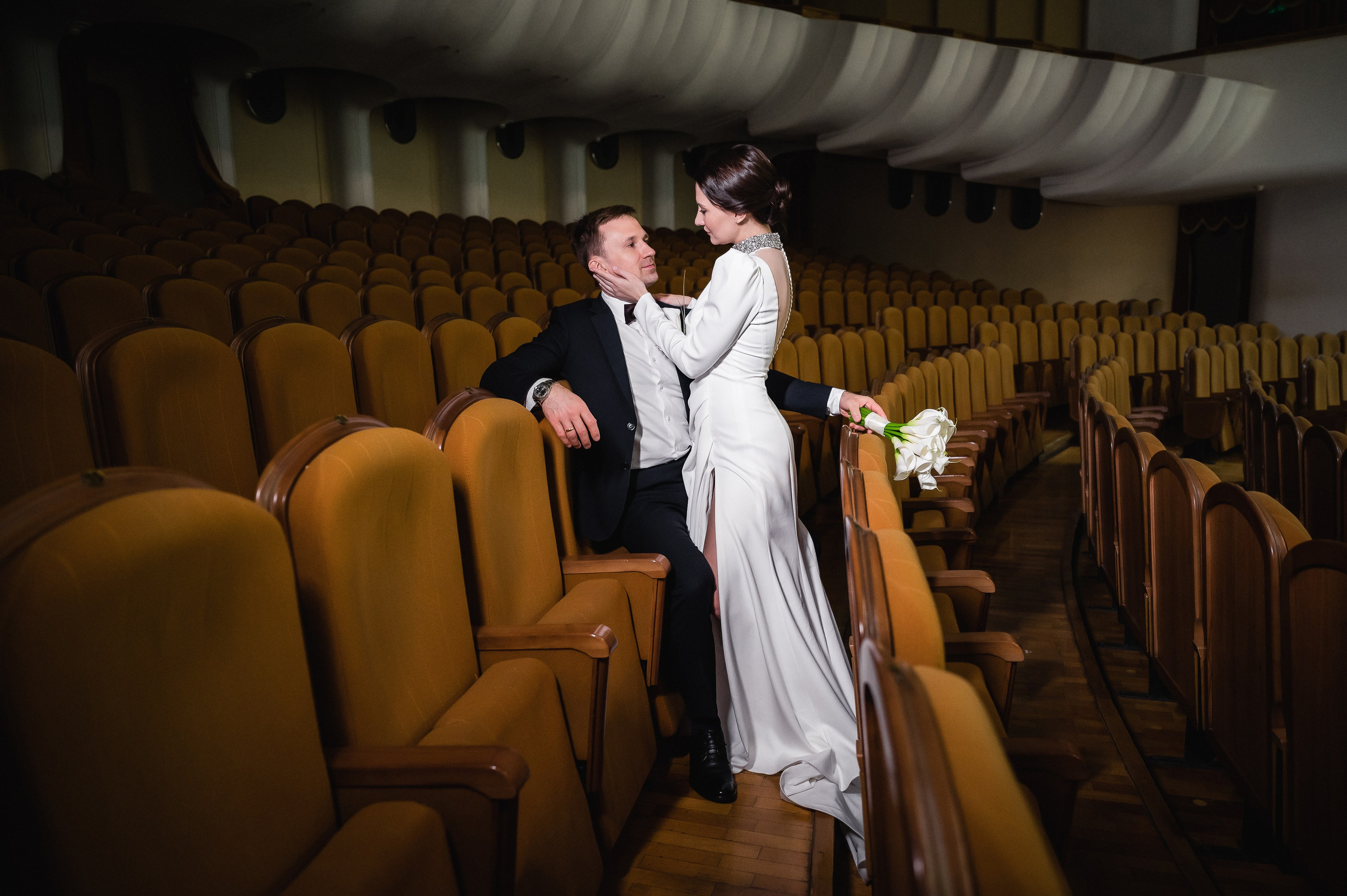 Современная классика. Свадебное агентство Reverence Самара